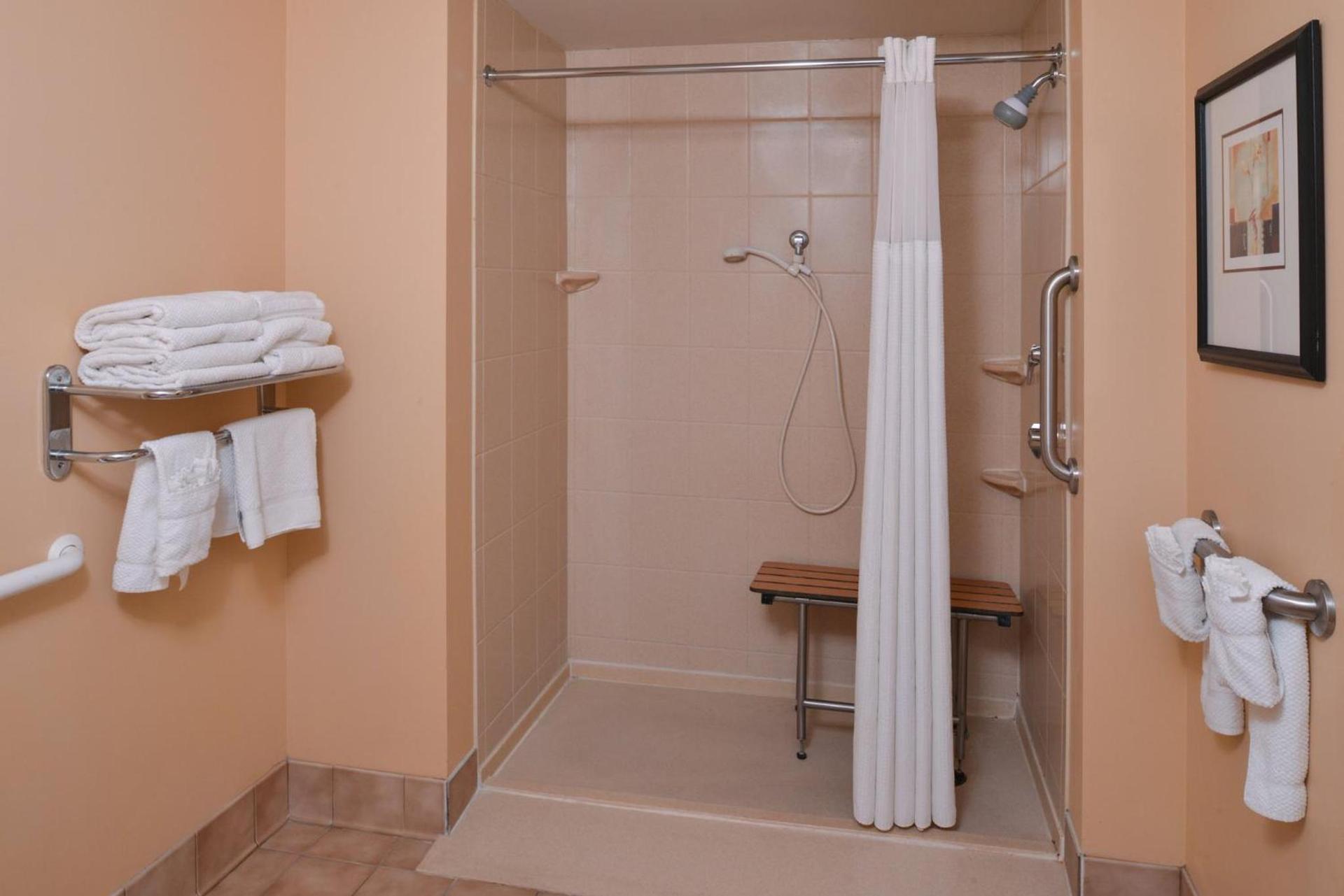 Staybridge Suites Indianapolis-Airport by IHG photo 65