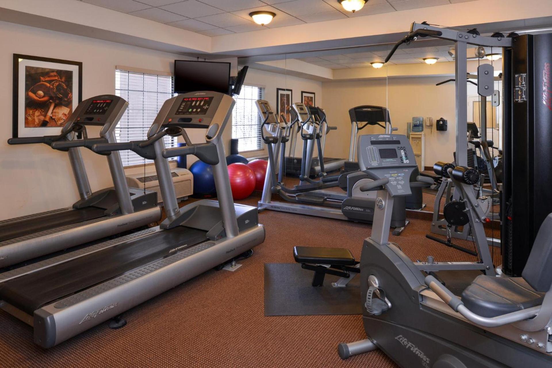 Staybridge Suites Indianapolis-Airport by IHG photo 49