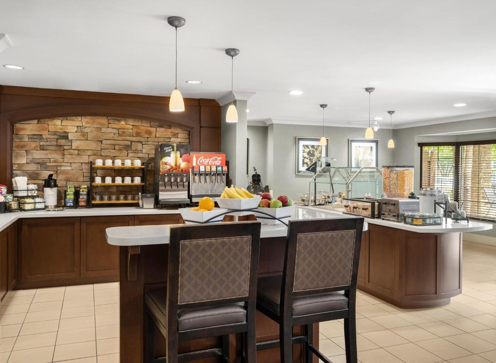 Staybridge Suites Indianapolis-Airport by IHG photo 89