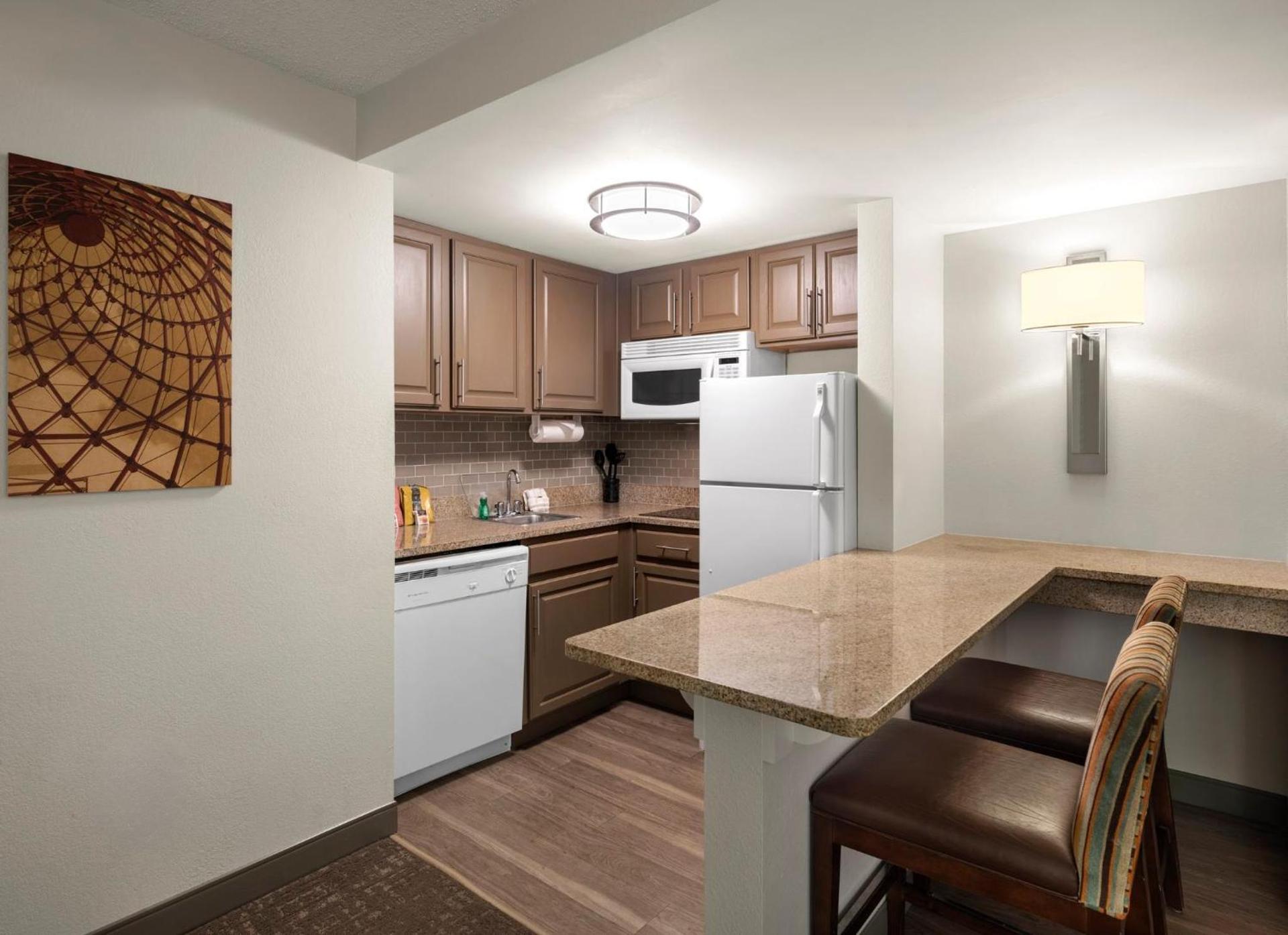 Staybridge Suites Indianapolis-Airport by IHG photo 92