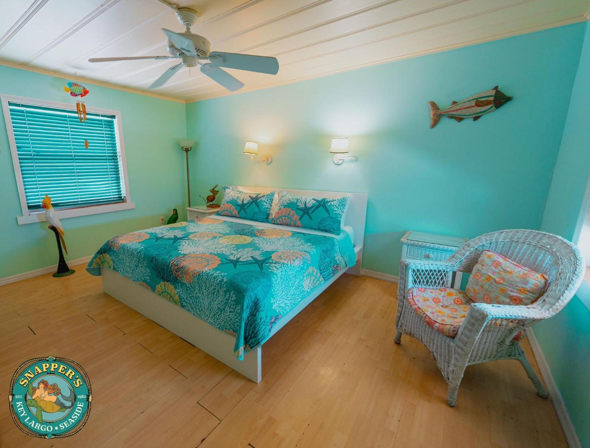 Snappers Key Largo photo 8