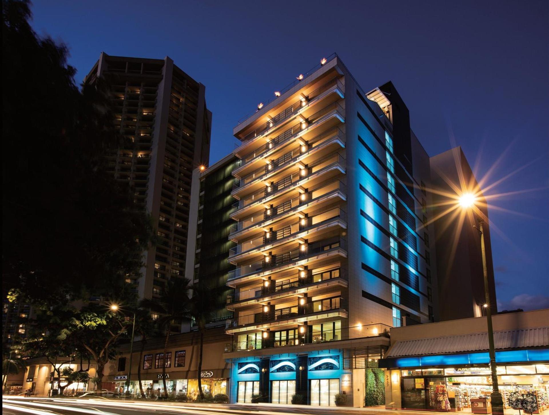 ESPACIO THE JEWEL OF WAIKIKI photo 1