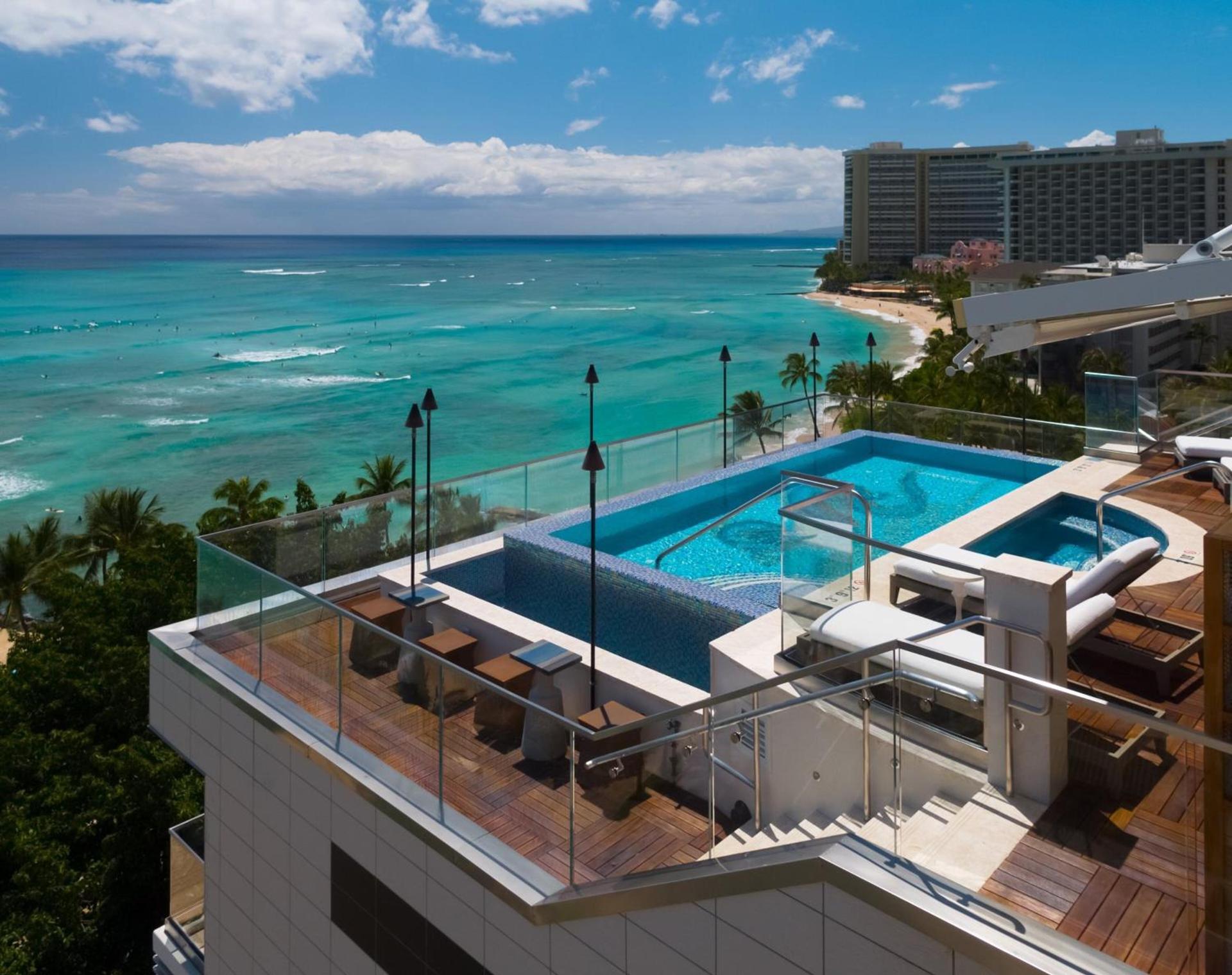ESPACIO THE JEWEL OF WAIKIKI photo 7