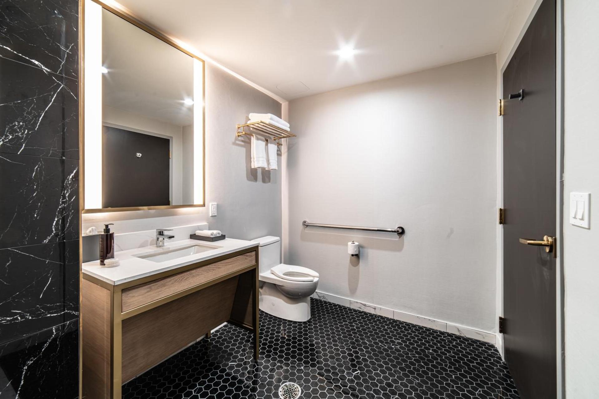 Iris Hotel Boston photo 17