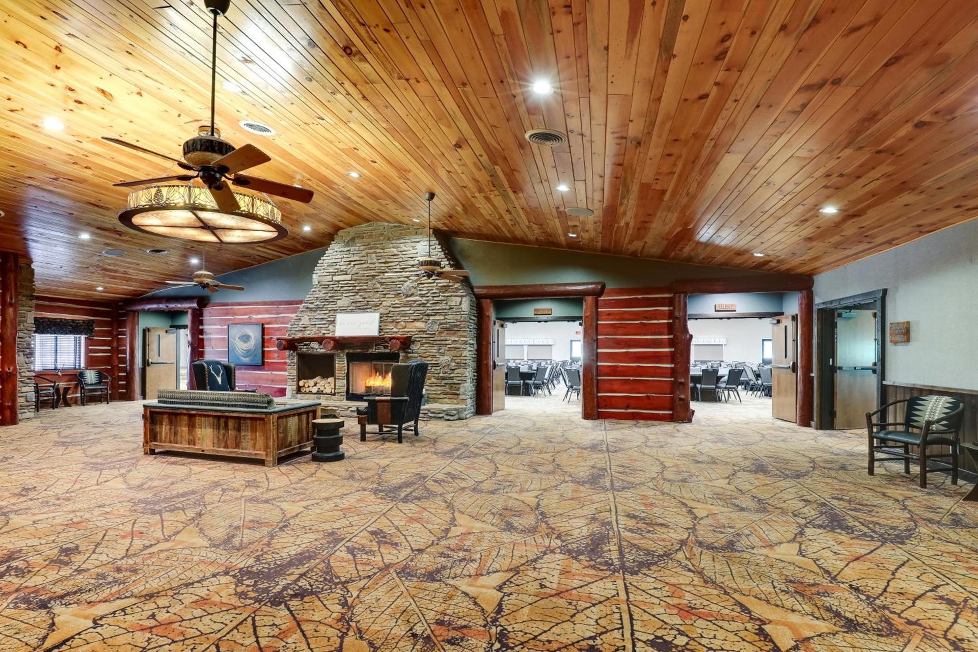 Stoney Creek Hotel La Crosse - Onalaska photo 13