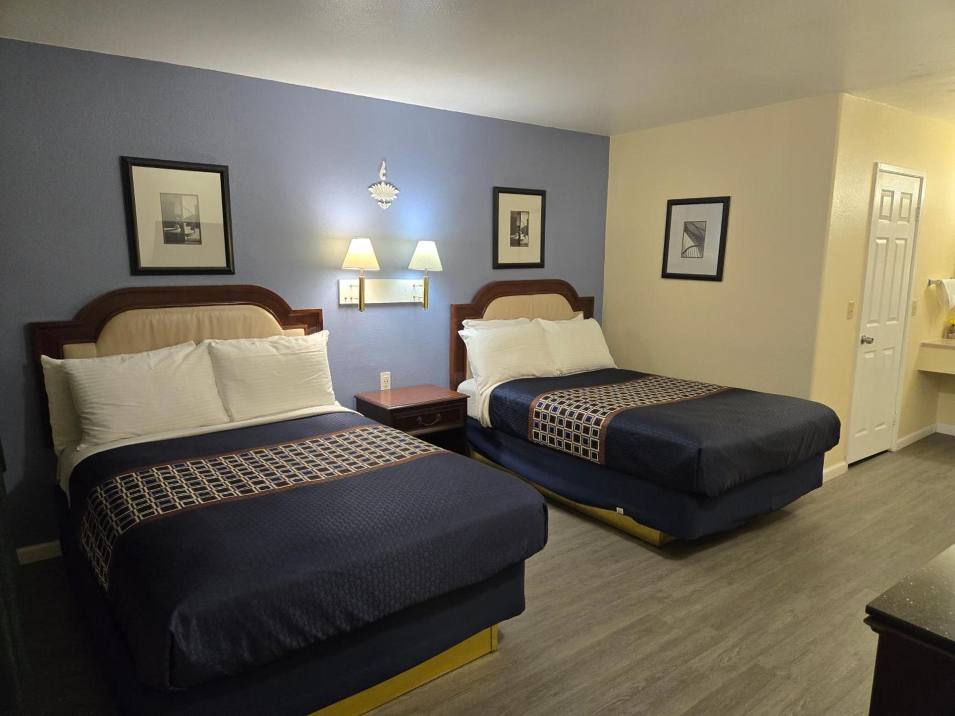 Rodeway Inn & Suites Blythe I-10 photo 32