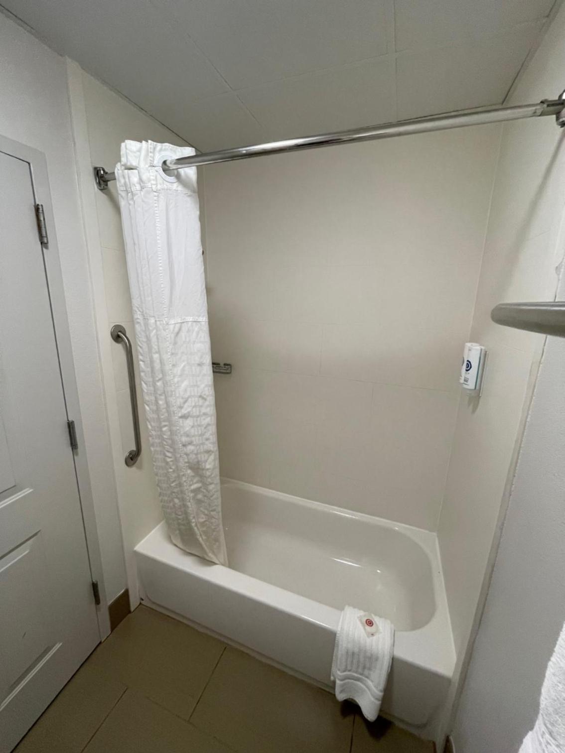 Comfort Suites Crossville photo 30
