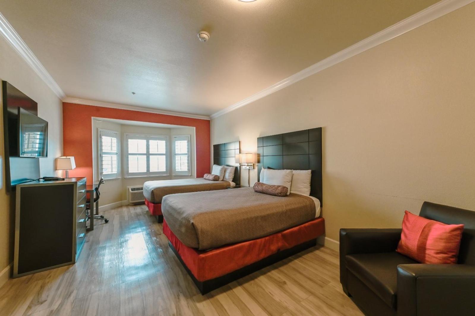 Gateway Inn and Suites San Francisco SFO Airport photo 13