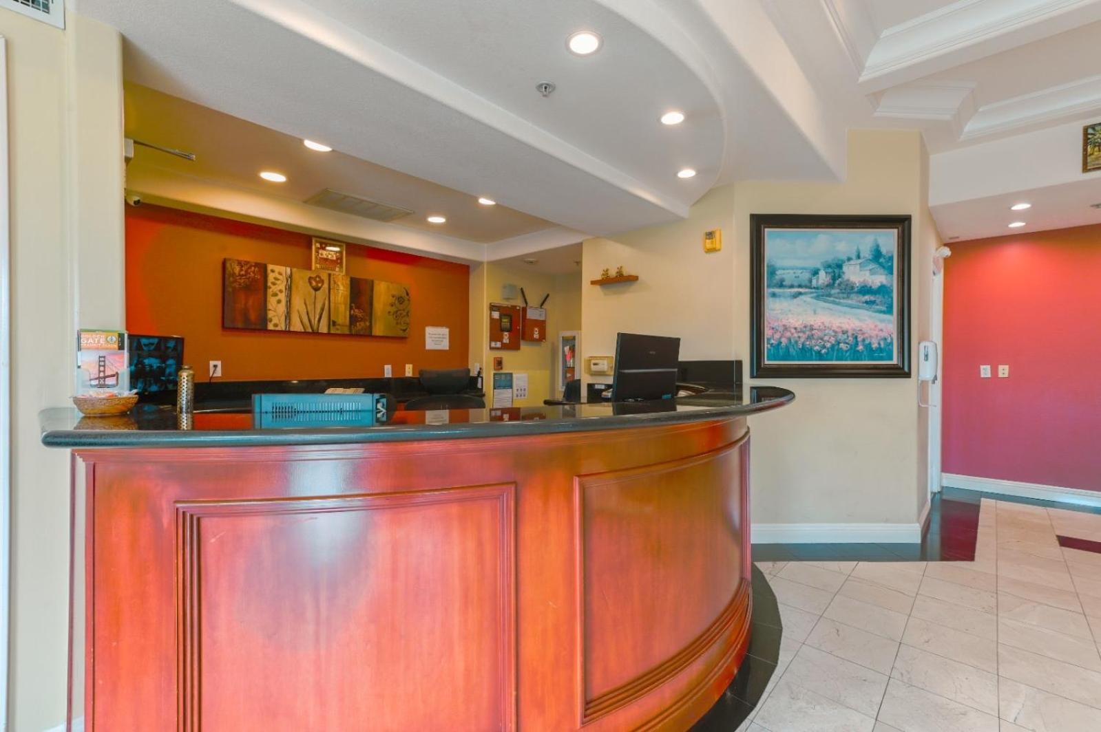 Gateway Inn and Suites San Francisco SFO Airport photo 15