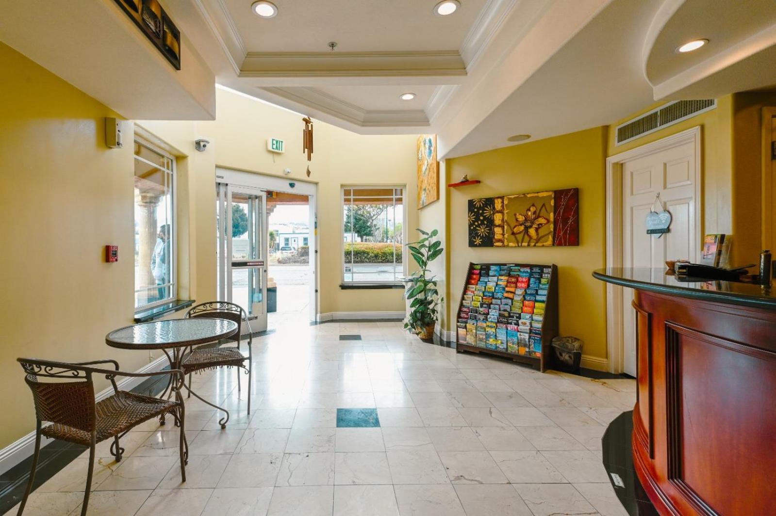 Gateway Inn and Suites San Francisco SFO Airport photo 18