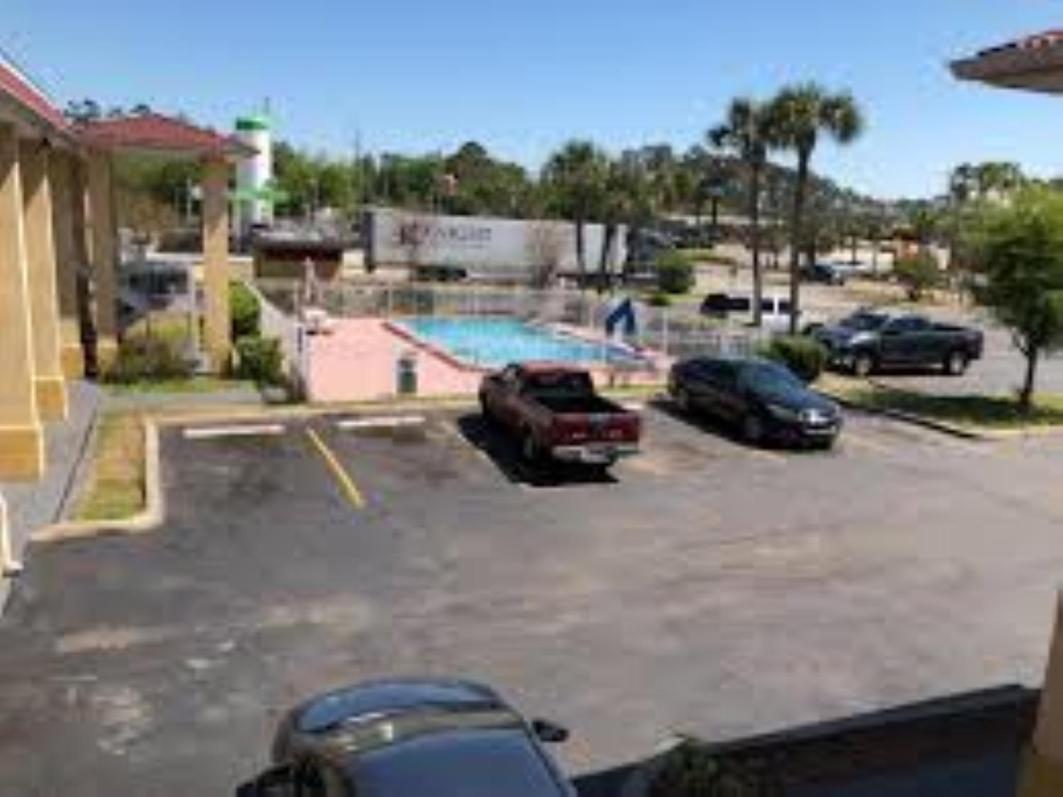 JAX INN photo 7