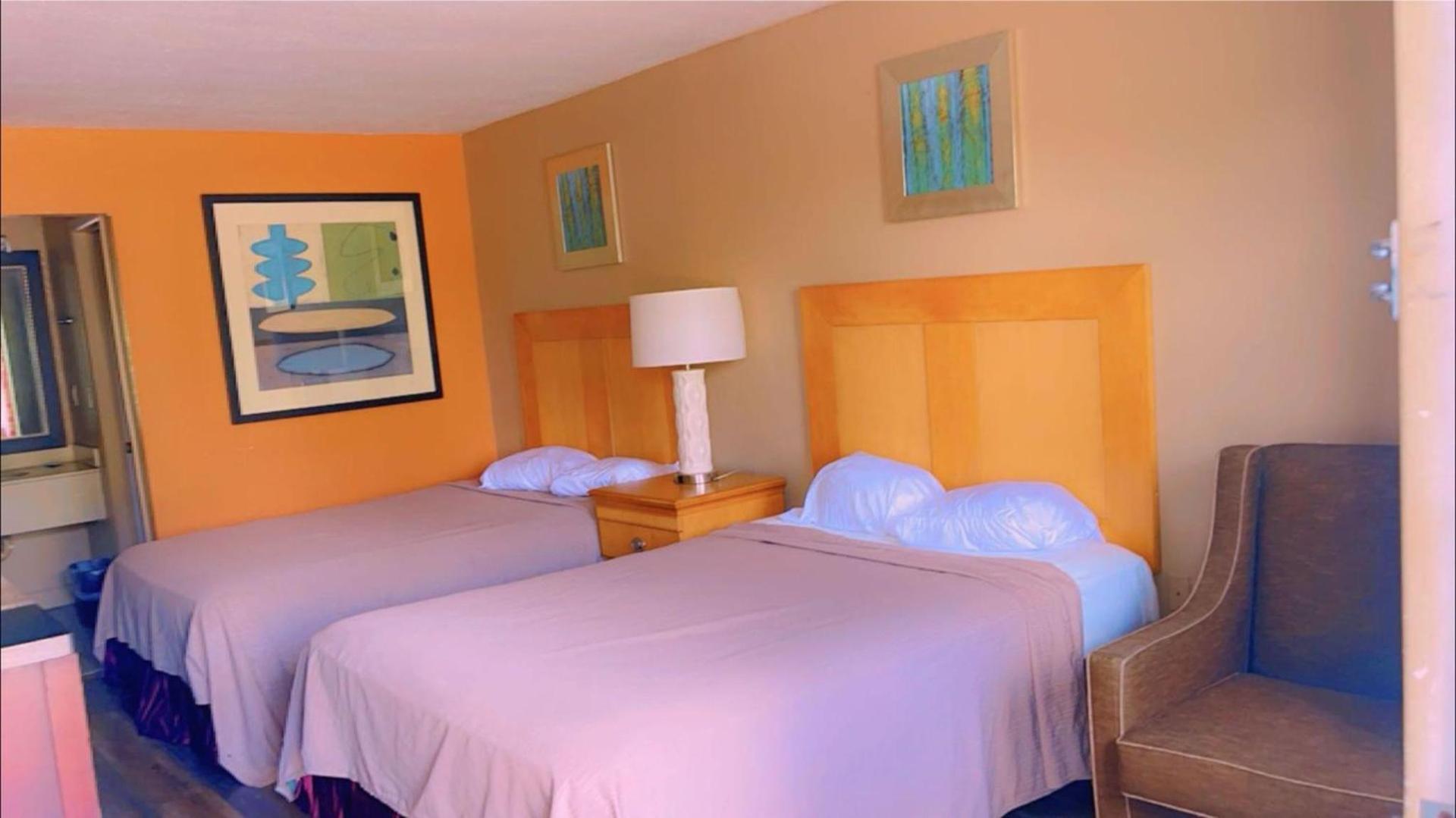 JAX INN photo 8