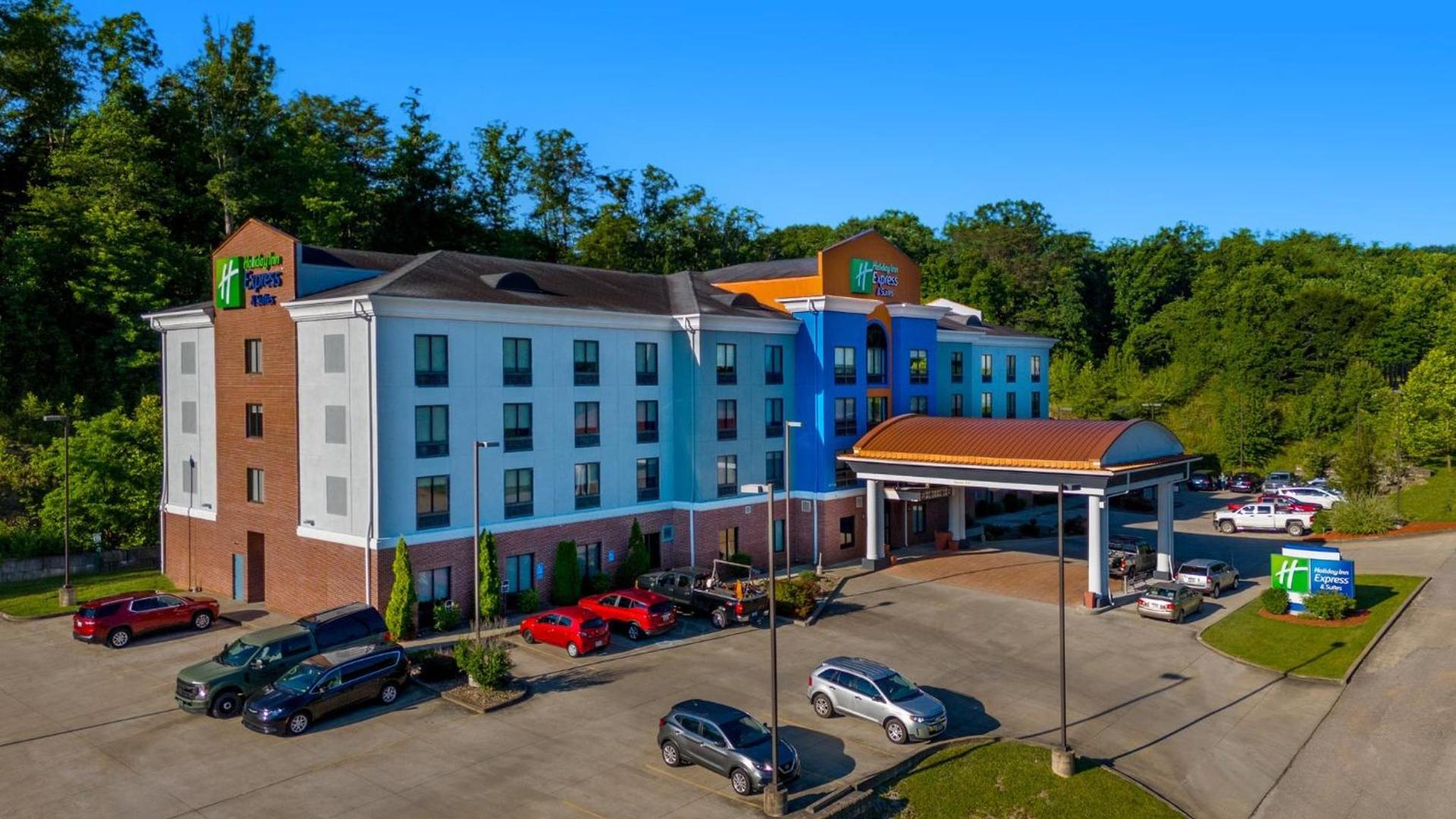 Holiday Inn Express & Suites Cross Lanes by IHG — hotel in Cross Lanes
