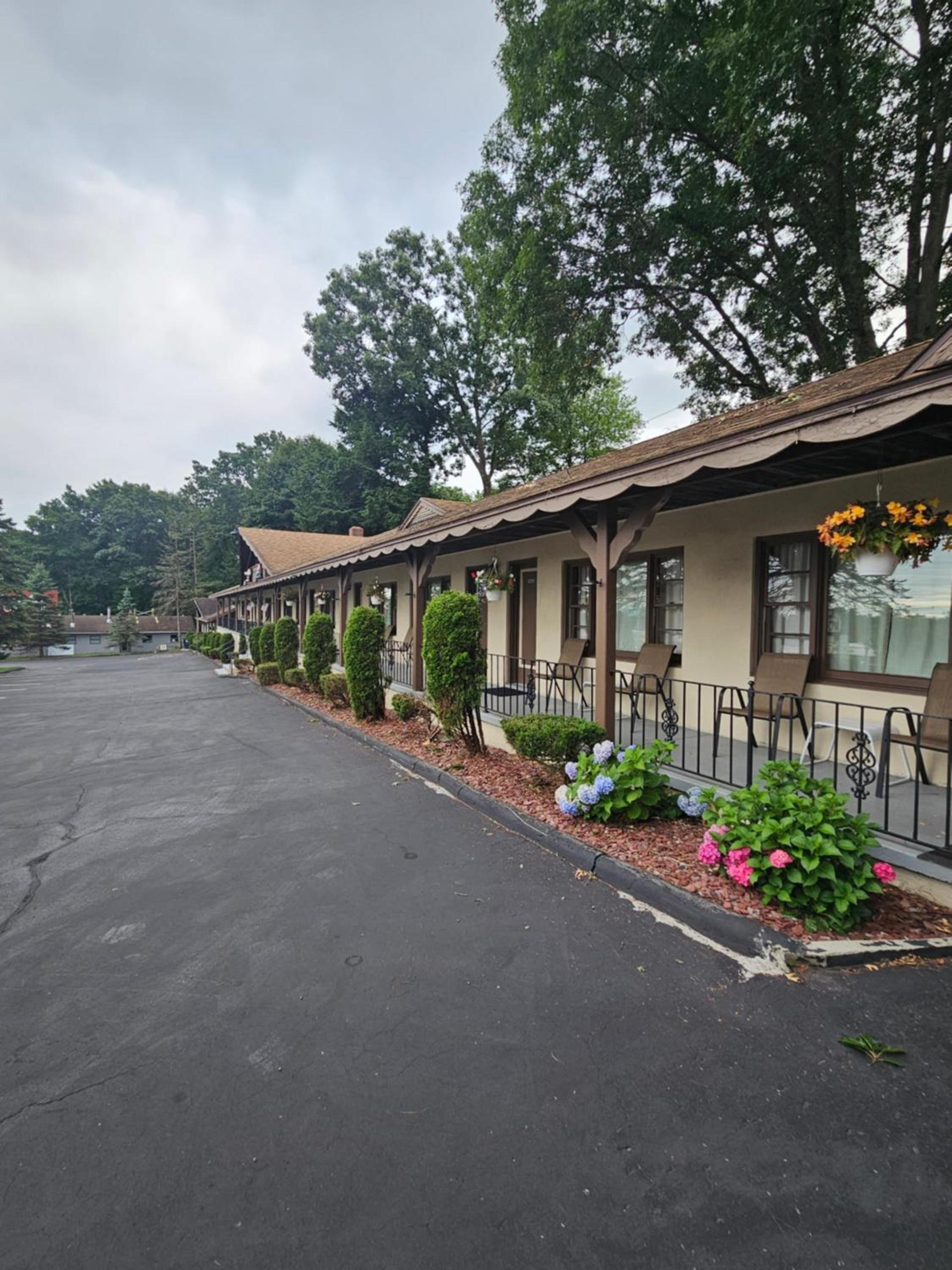 Alpenhaus Motel photo 20