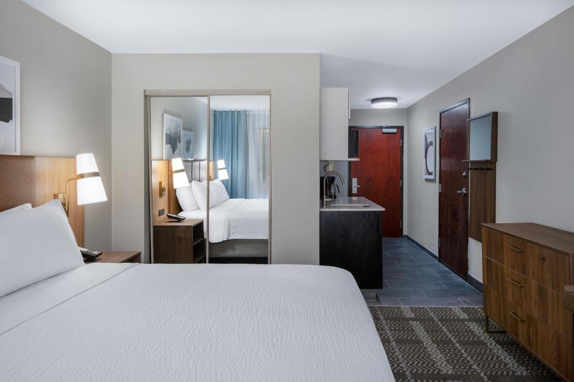 Staybridge Suites West Des Moines by IHG photo 45