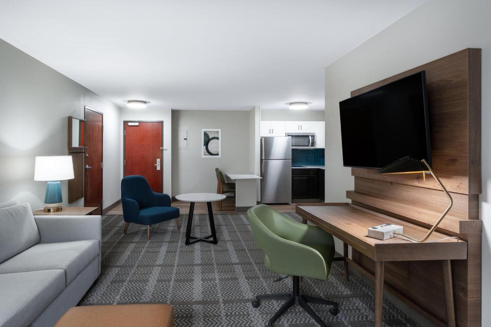 Staybridge Suites West Des Moines by IHG photo 32