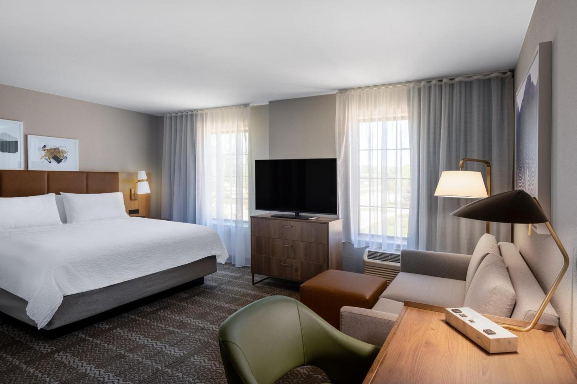 Staybridge Suites West Des Moines by IHG photo 24