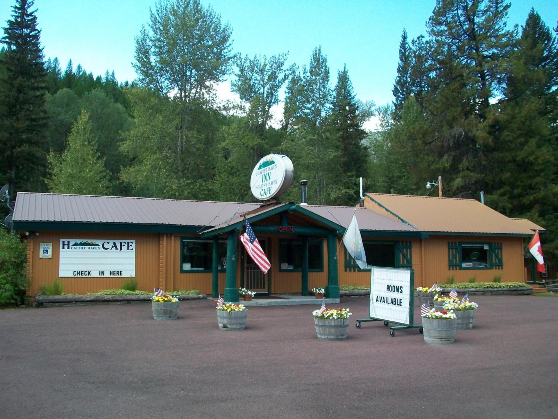 Glacier Haven Inn photo 16
