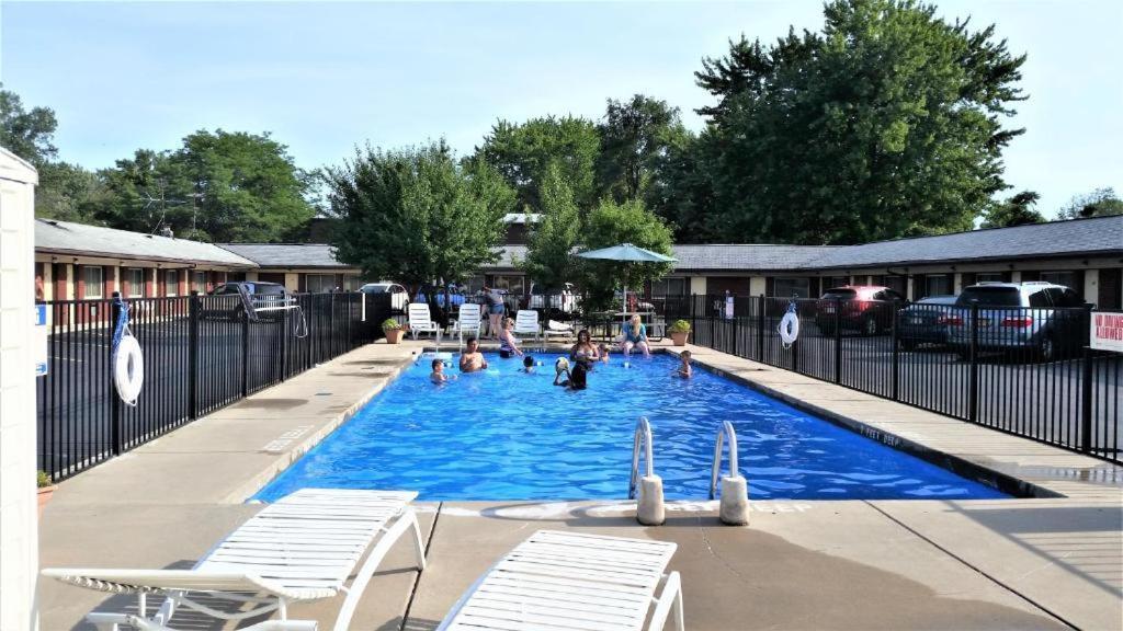 Swiss Cottage Inn photo 1