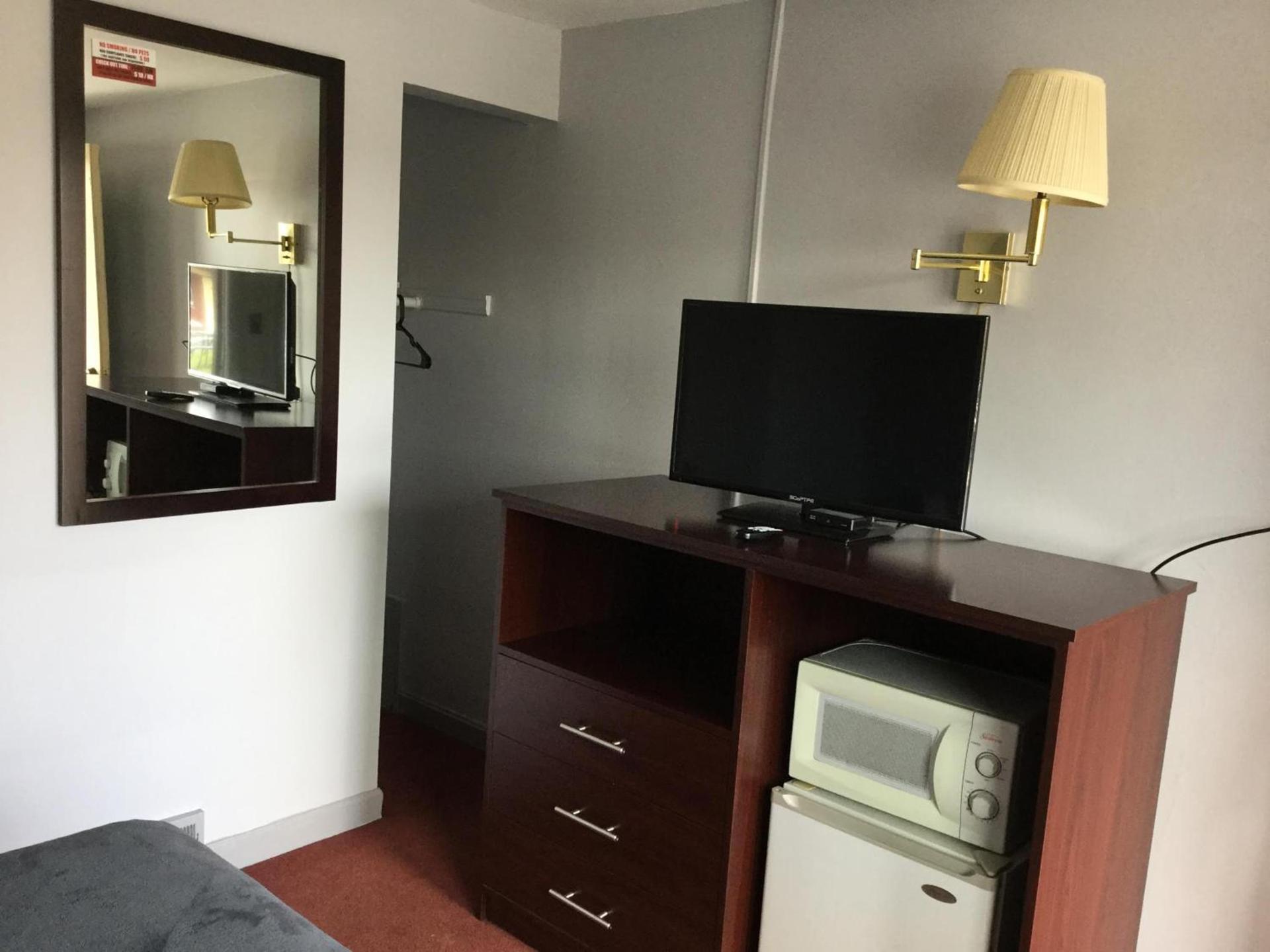 Swiss Cottage Inn photo 20