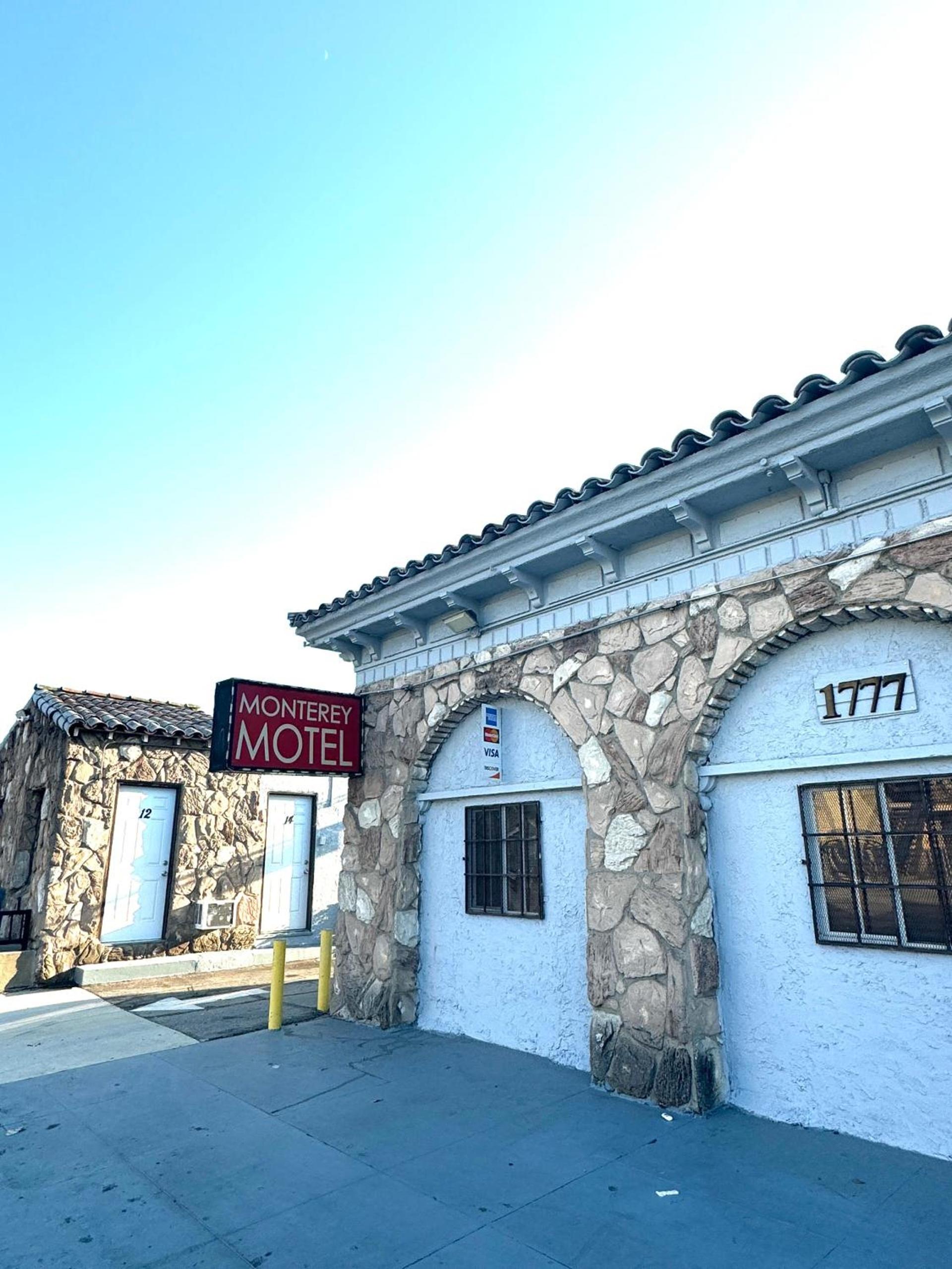 Monterey Motel photo 1