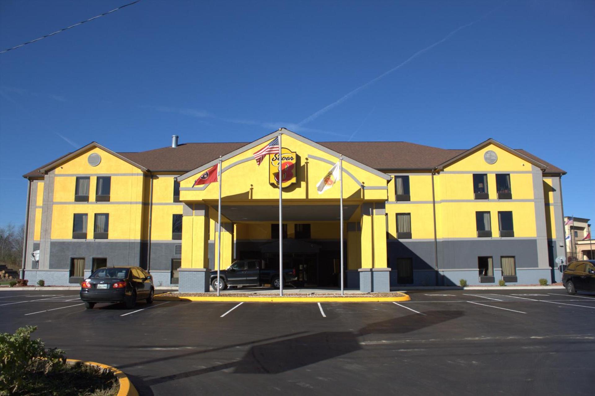 Super 8 by Wyndham Crossville TN photo 44