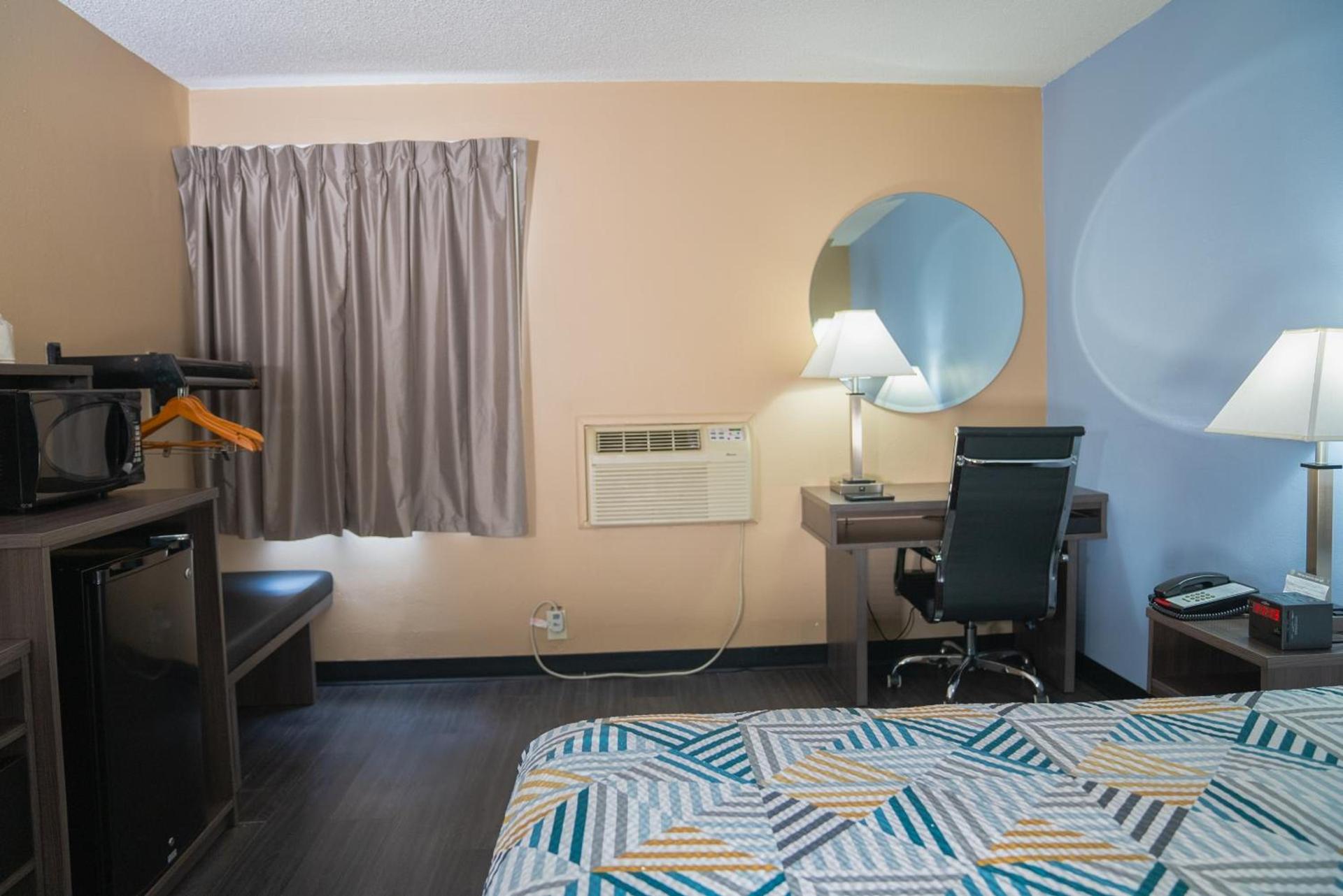 Motel 6 Litchfield, IL photo 4