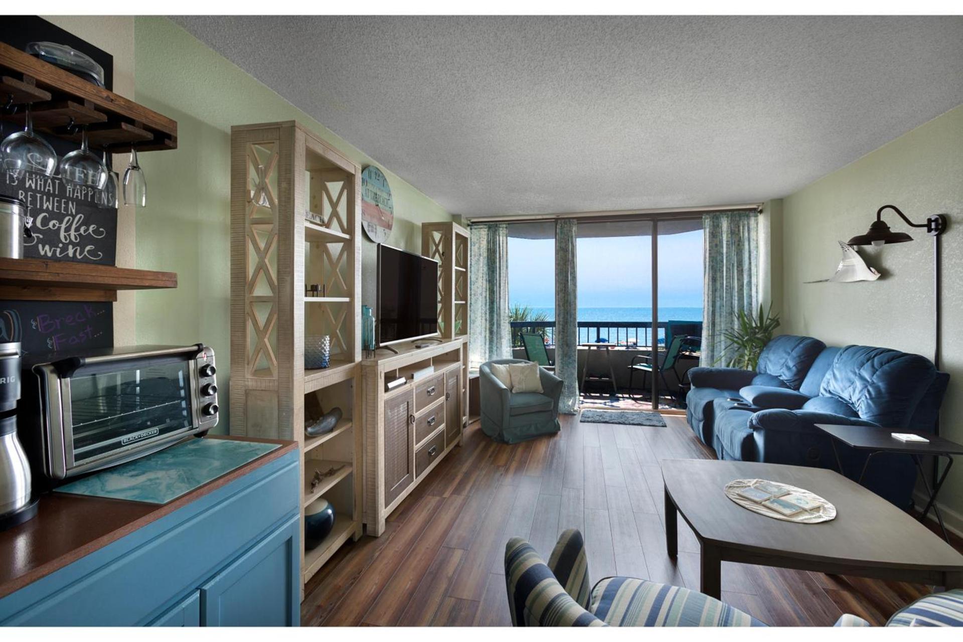 Compass Cove photo 23