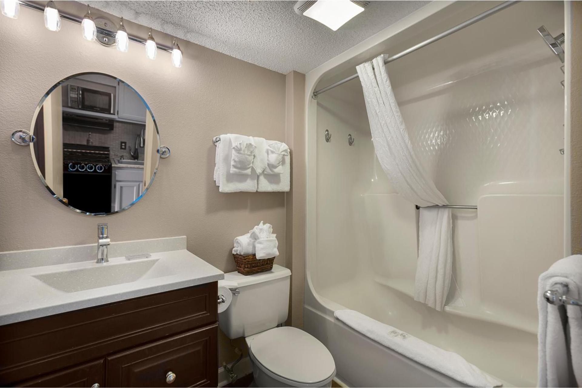 Compass Cove photo 26
