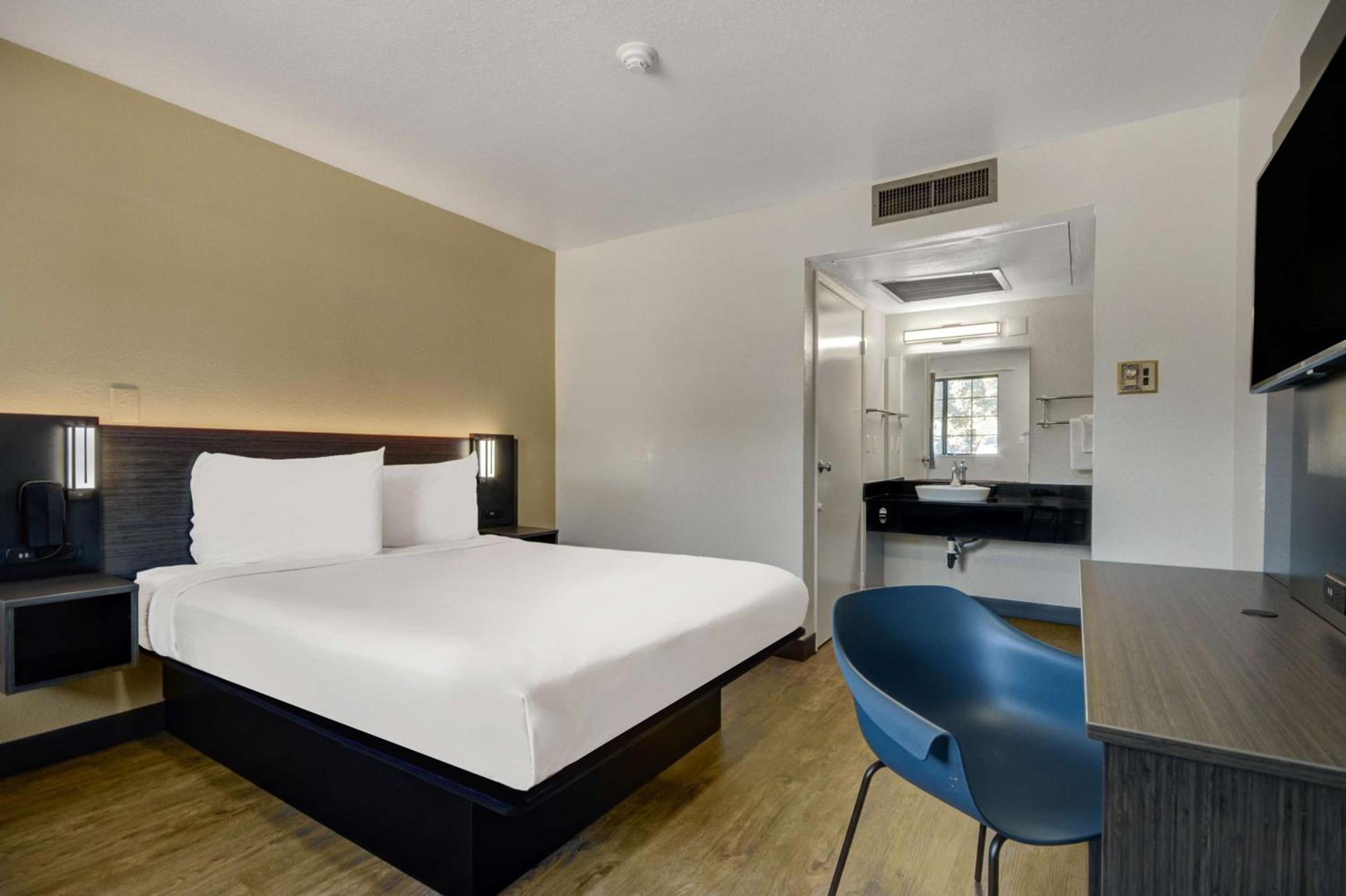 Motel 6-Lompoc, CA photo 18