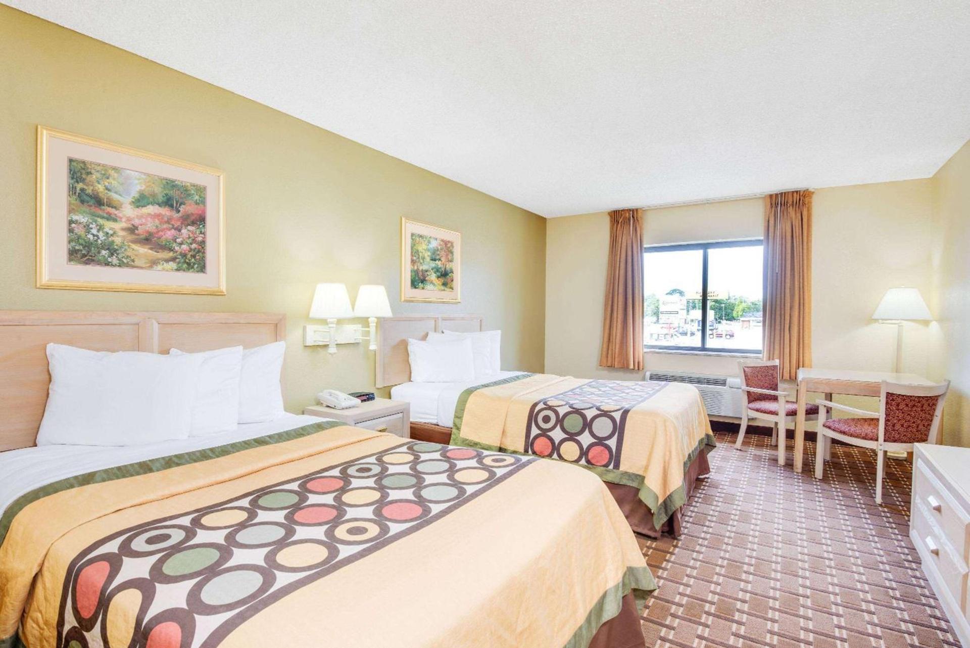 Super 8 by Wyndham Port Clinton photo 6