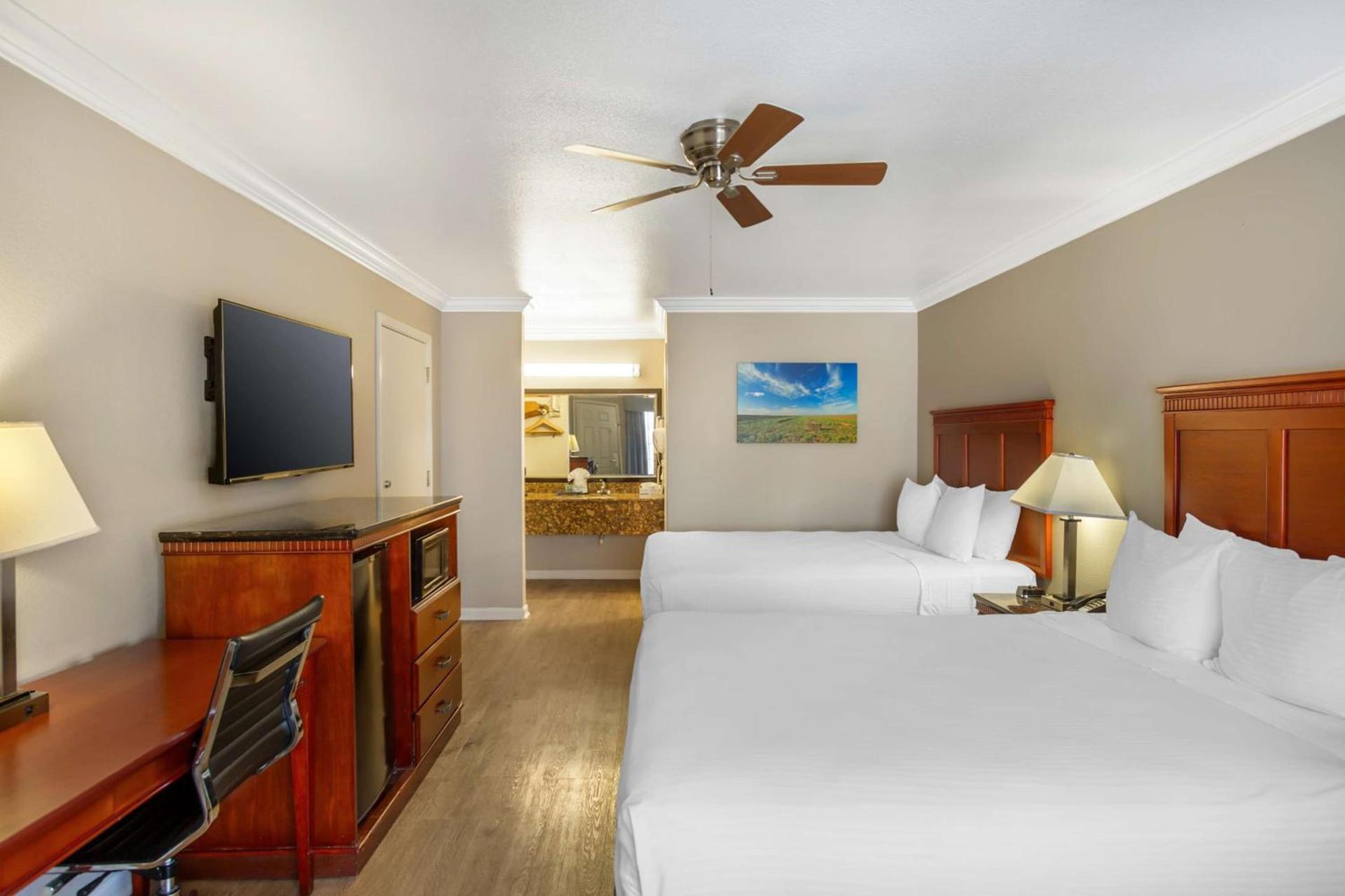 Best Western Heritage Inn photo 8