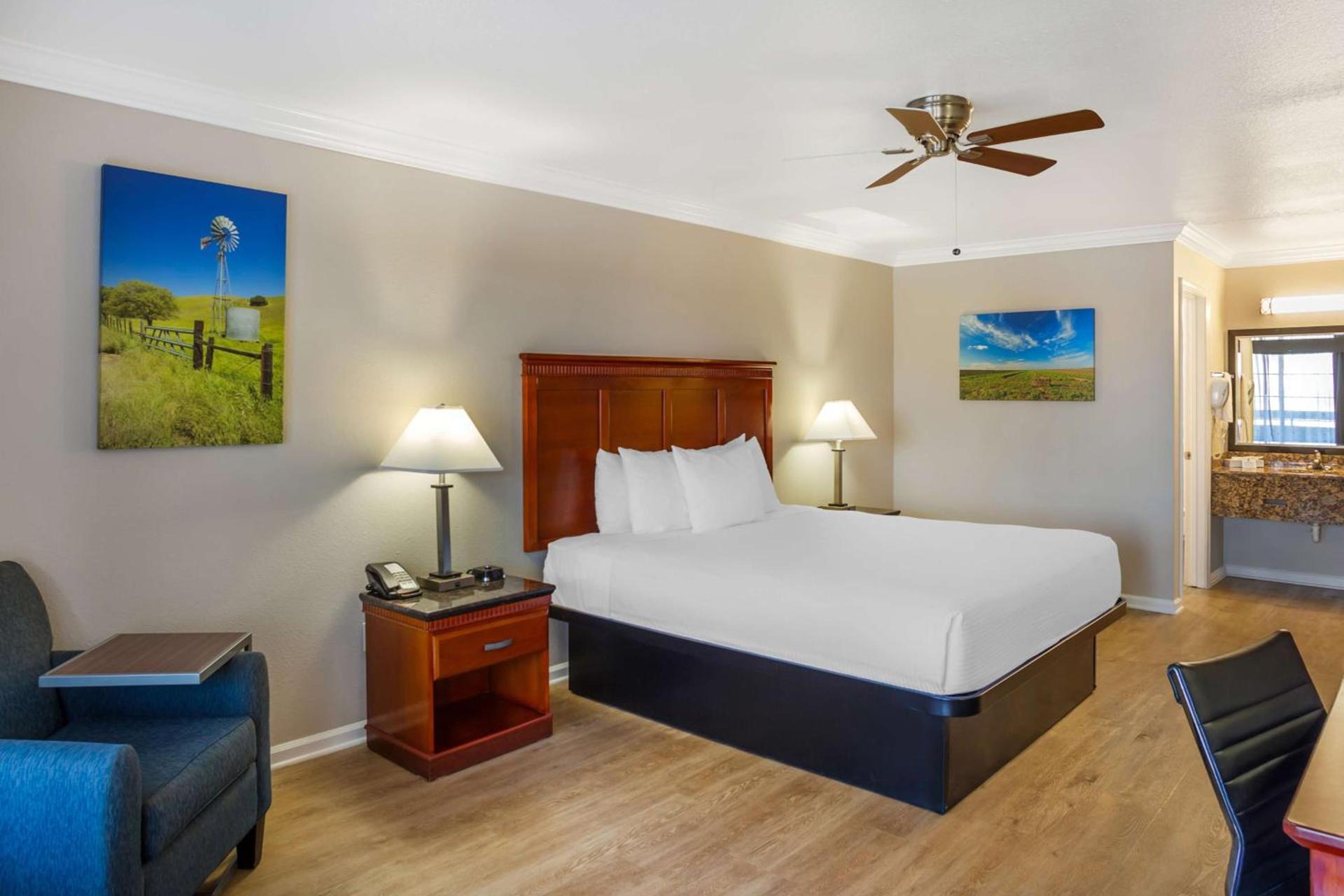 Best Western Heritage Inn photo 13