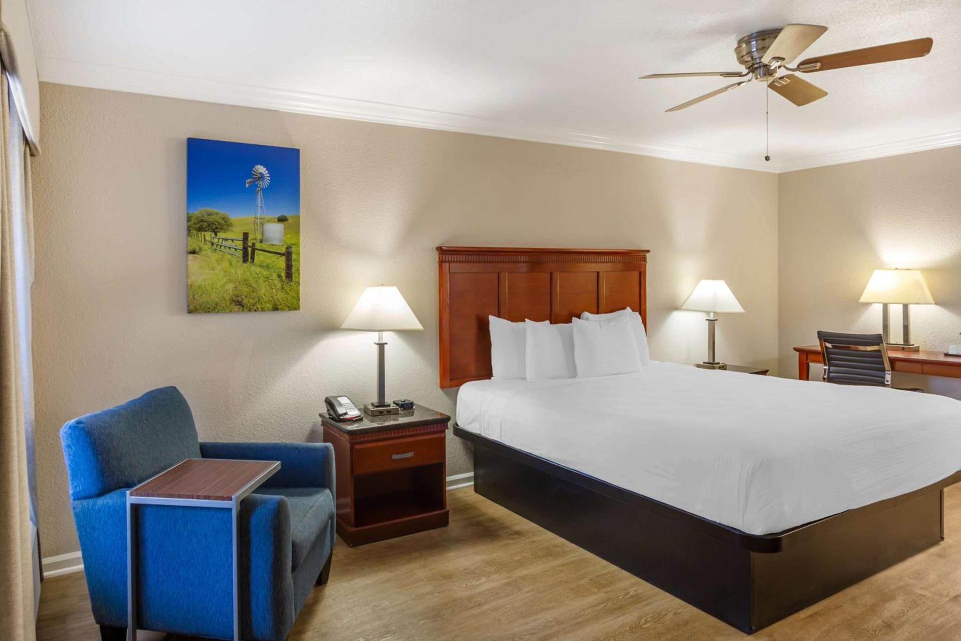 Best Western Heritage Inn photo 20