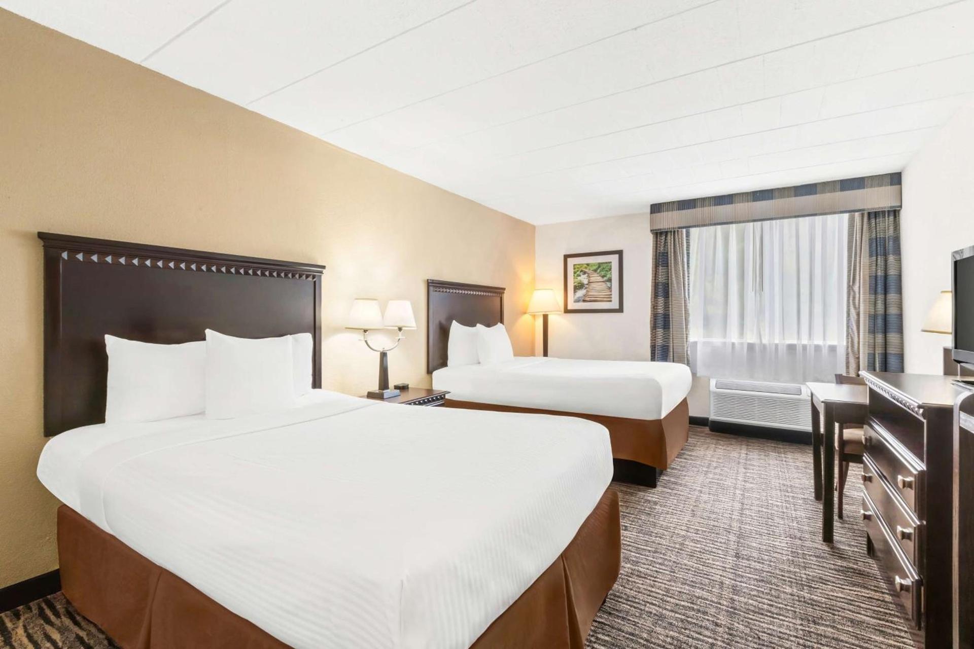 Best Western Hazlet Inn photo 9