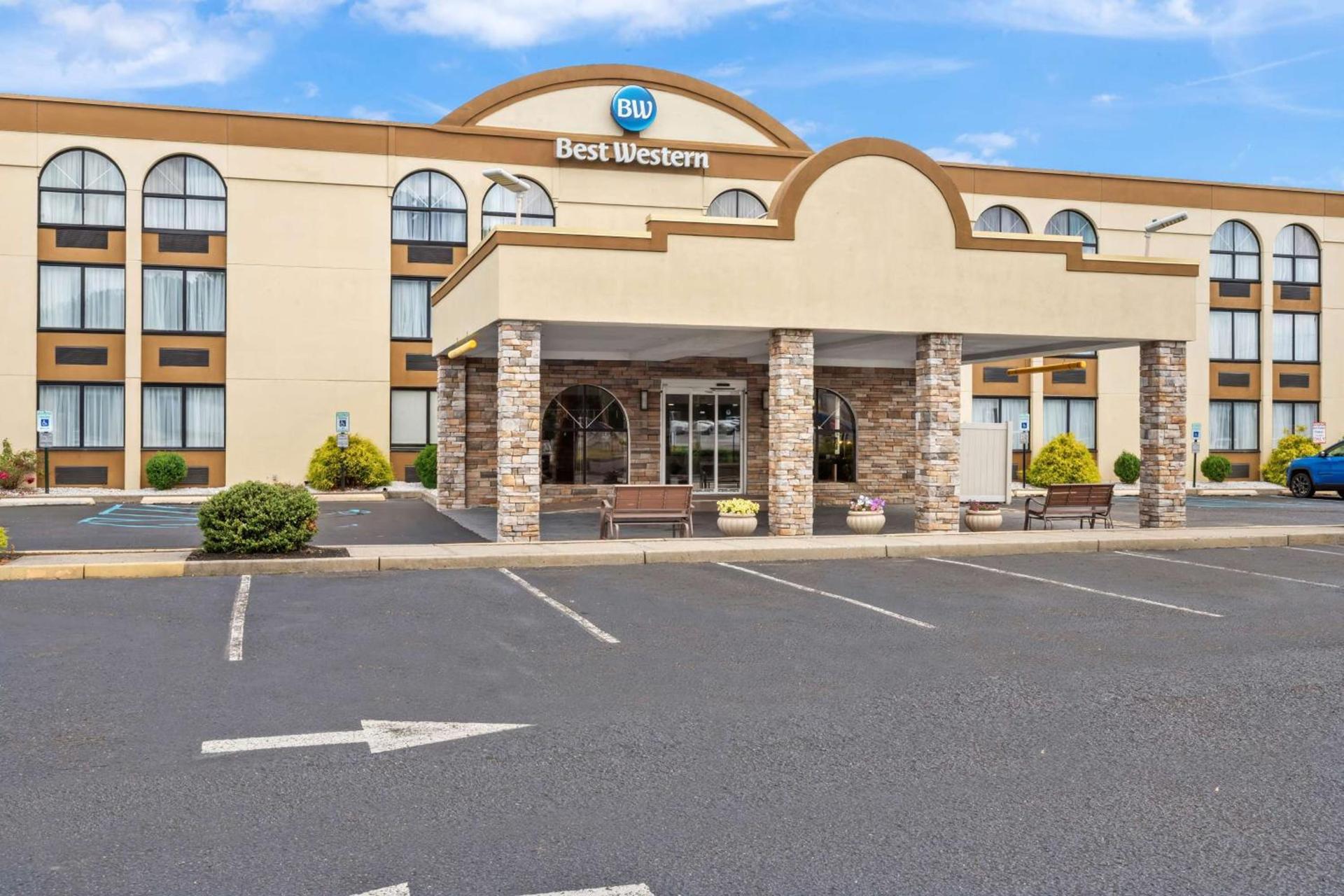 Best Western Hazlet Inn photo 23