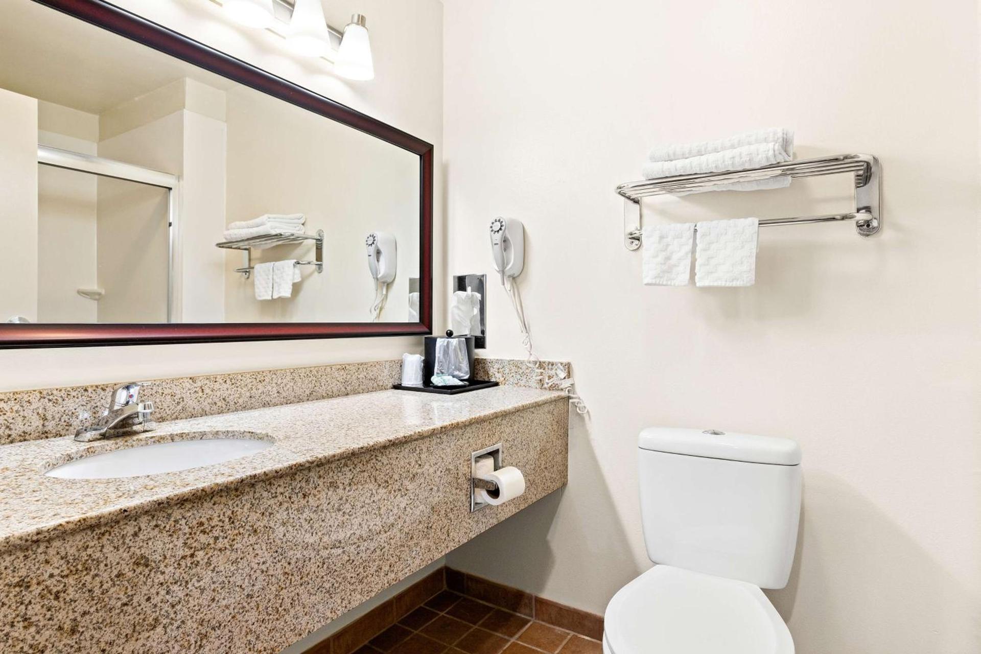 Best Western Okmulgee photo 21