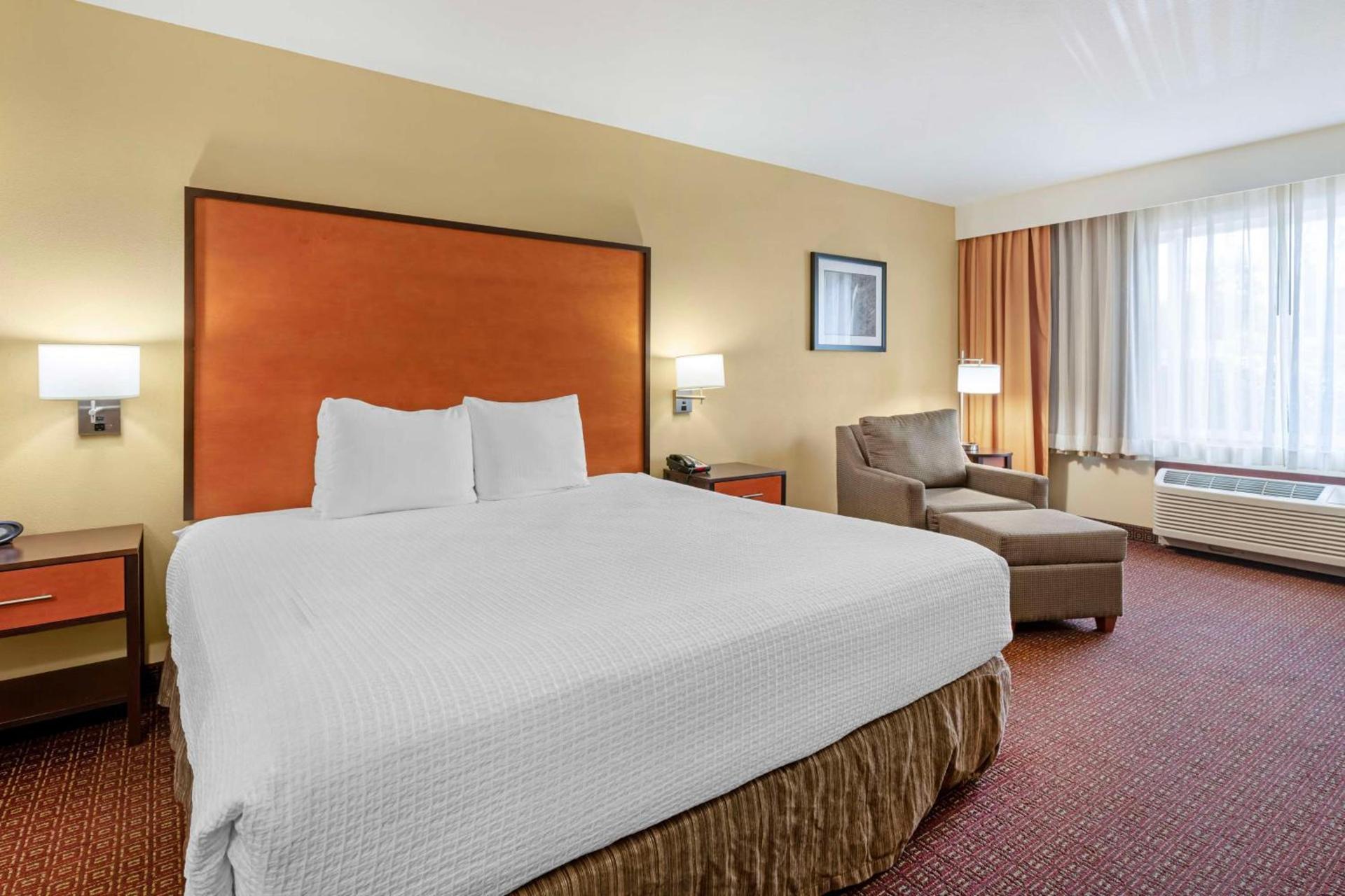 Best Western Cascade Inn & Suites photo 10
