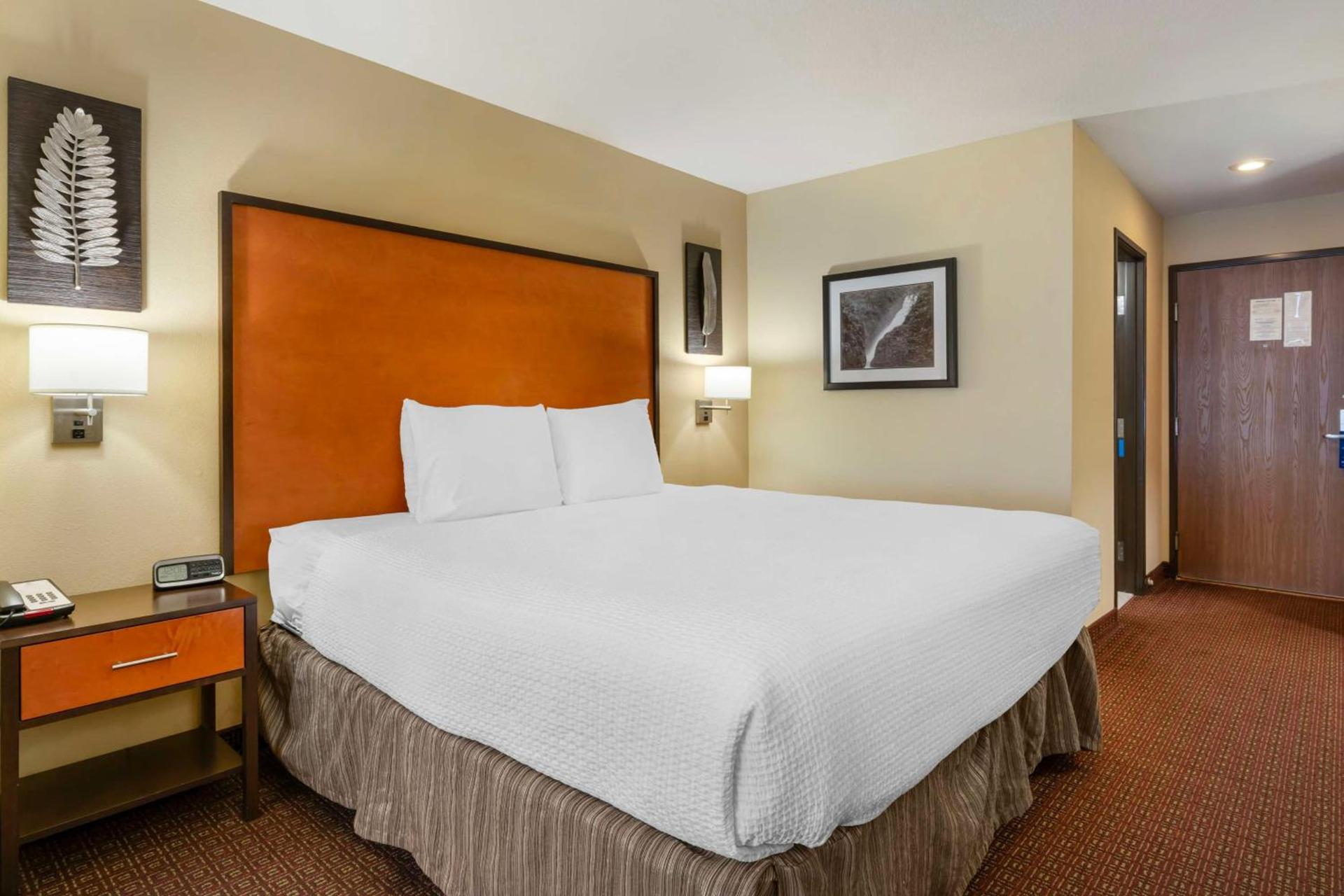 Best Western Cascade Inn & Suites photo 21