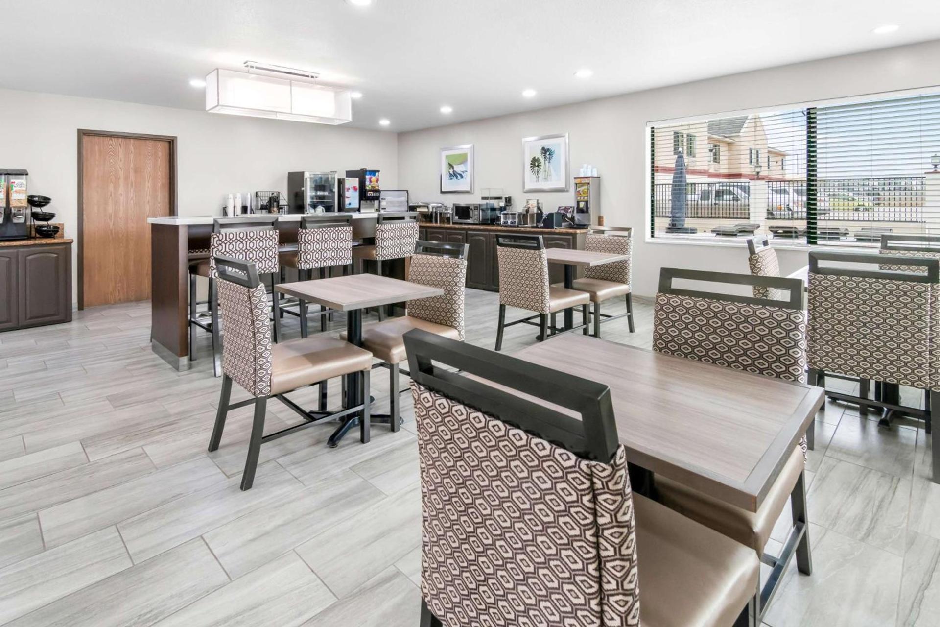 Best Western Abilene Inn & Suites photo 25