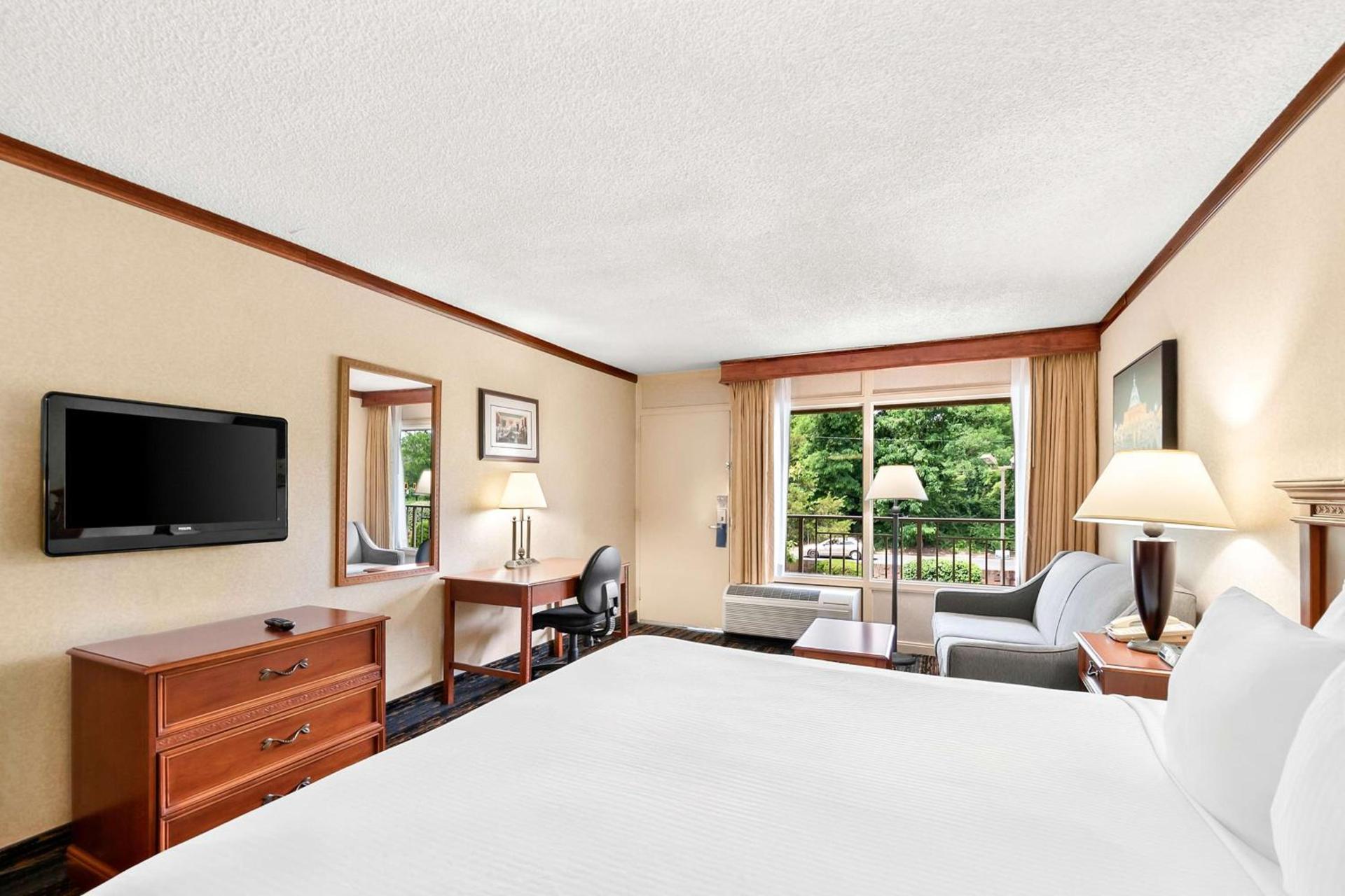 Best Western Fairfax City photo 10