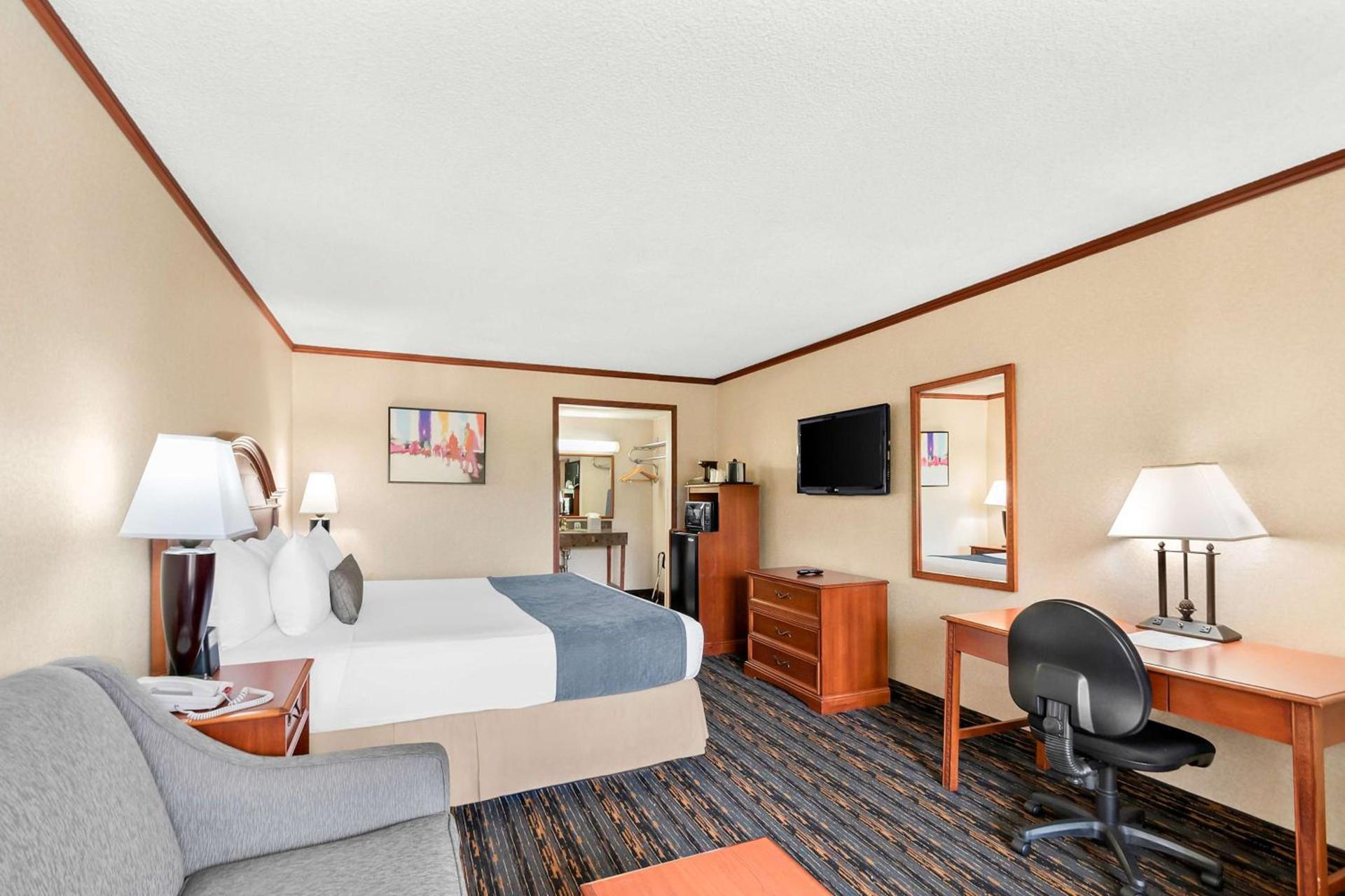 Best Western Fairfax City photo 12