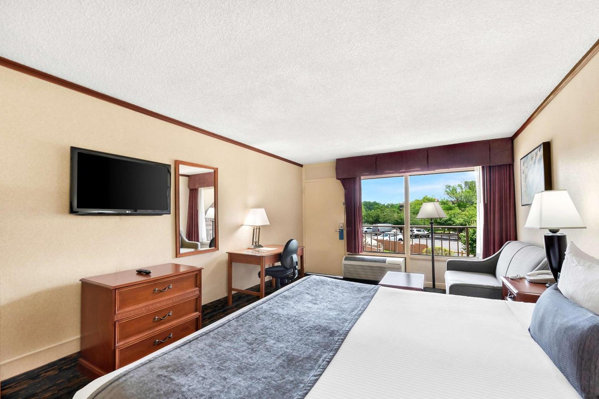 Best Western Fairfax City photo 13