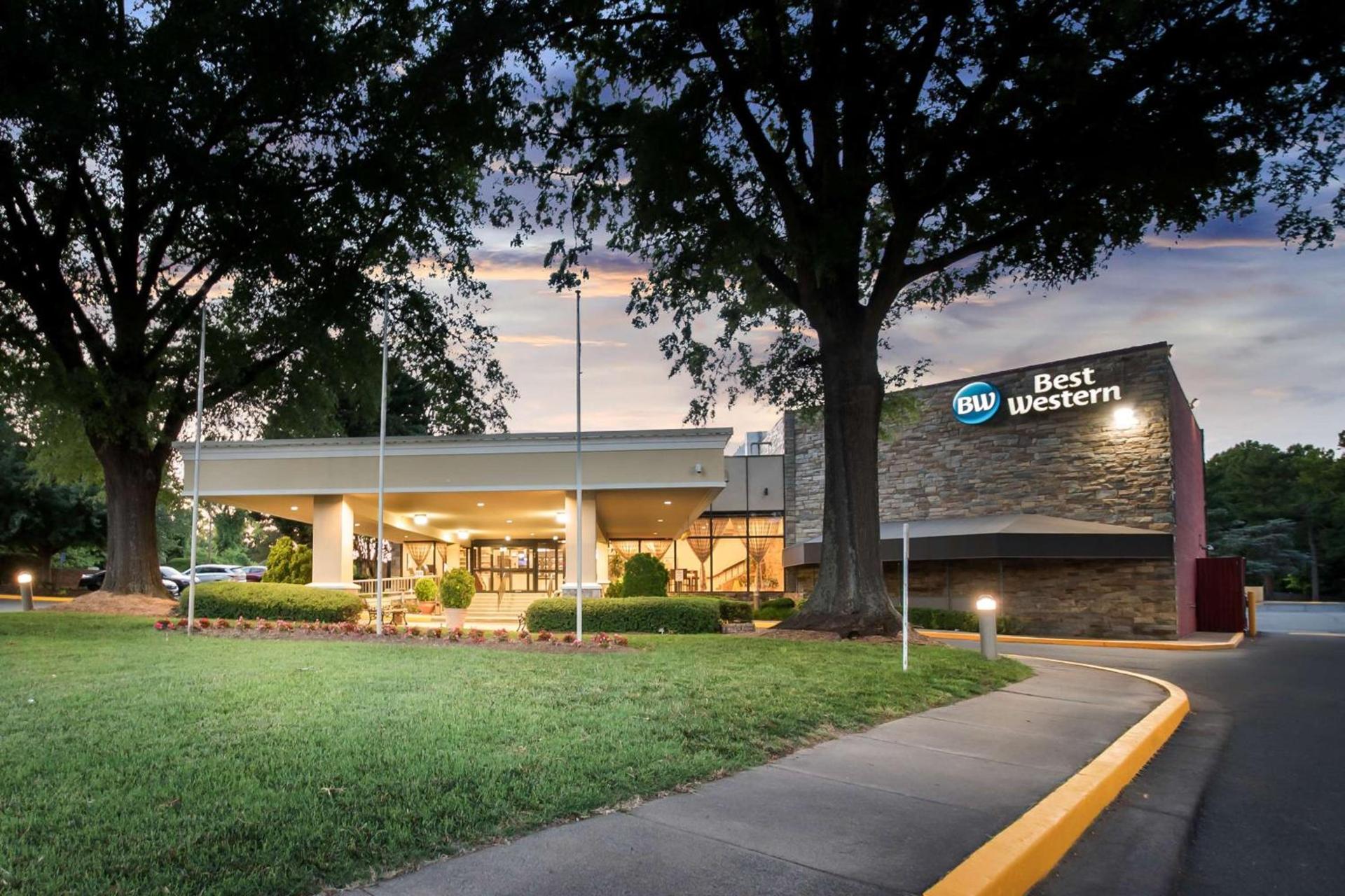 Best Western Fairfax City photo 21