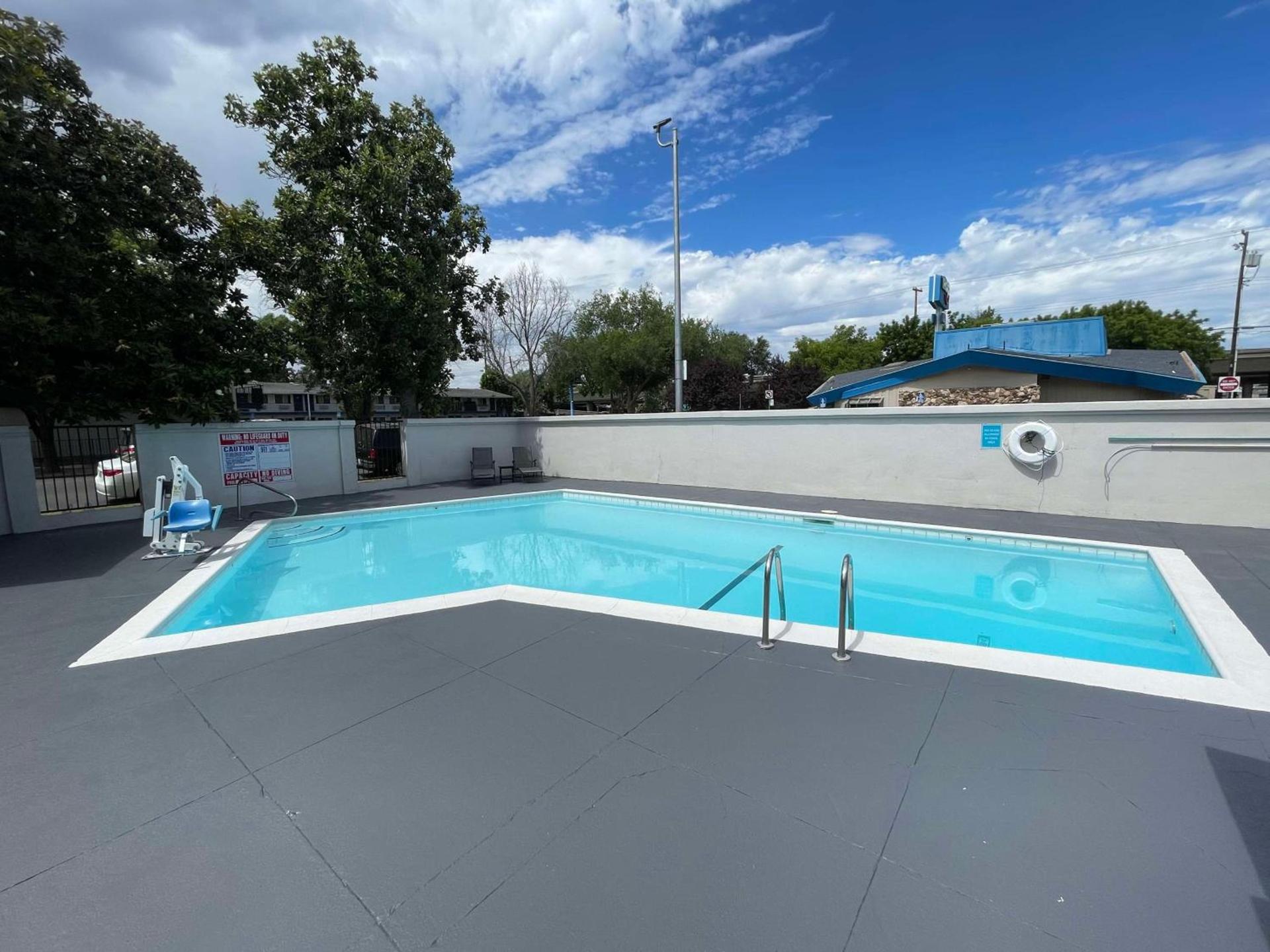 The Midtowner Hotel, SureStay Collection by Best Western photo 3