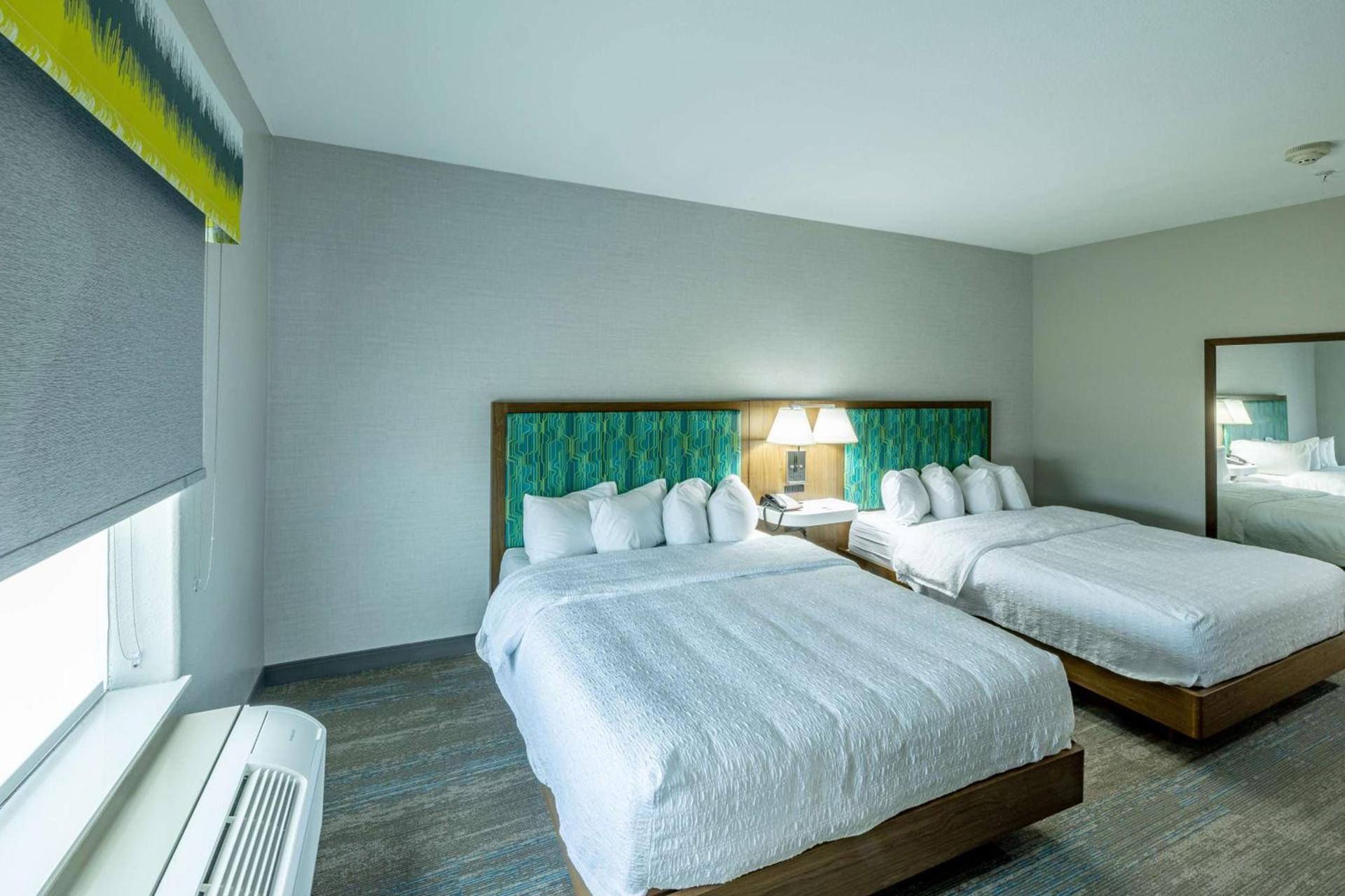 Hampton Inn & Suites Cleburne photo 26