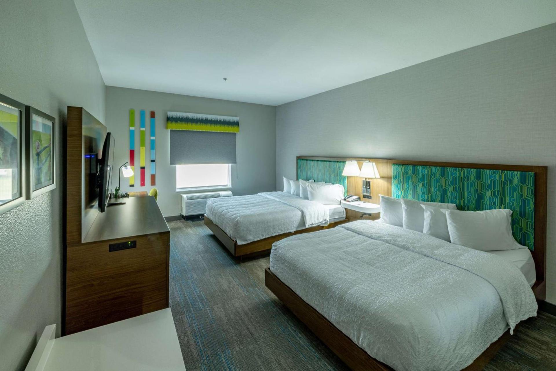 Hampton Inn & Suites Cleburne photo 27