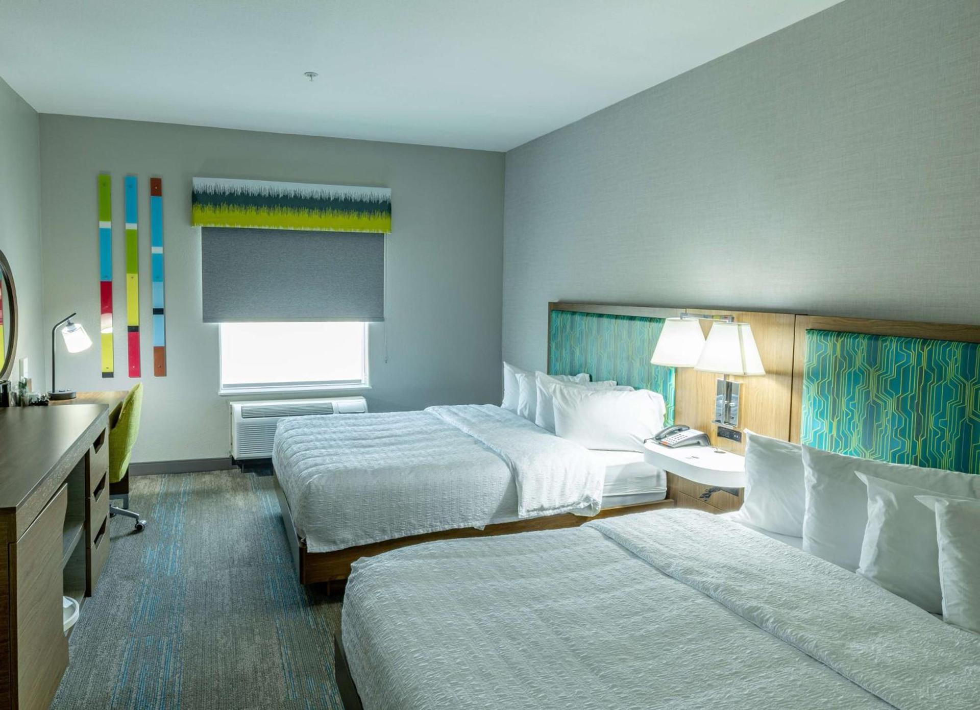 Hampton Inn & Suites Cleburne photo 29