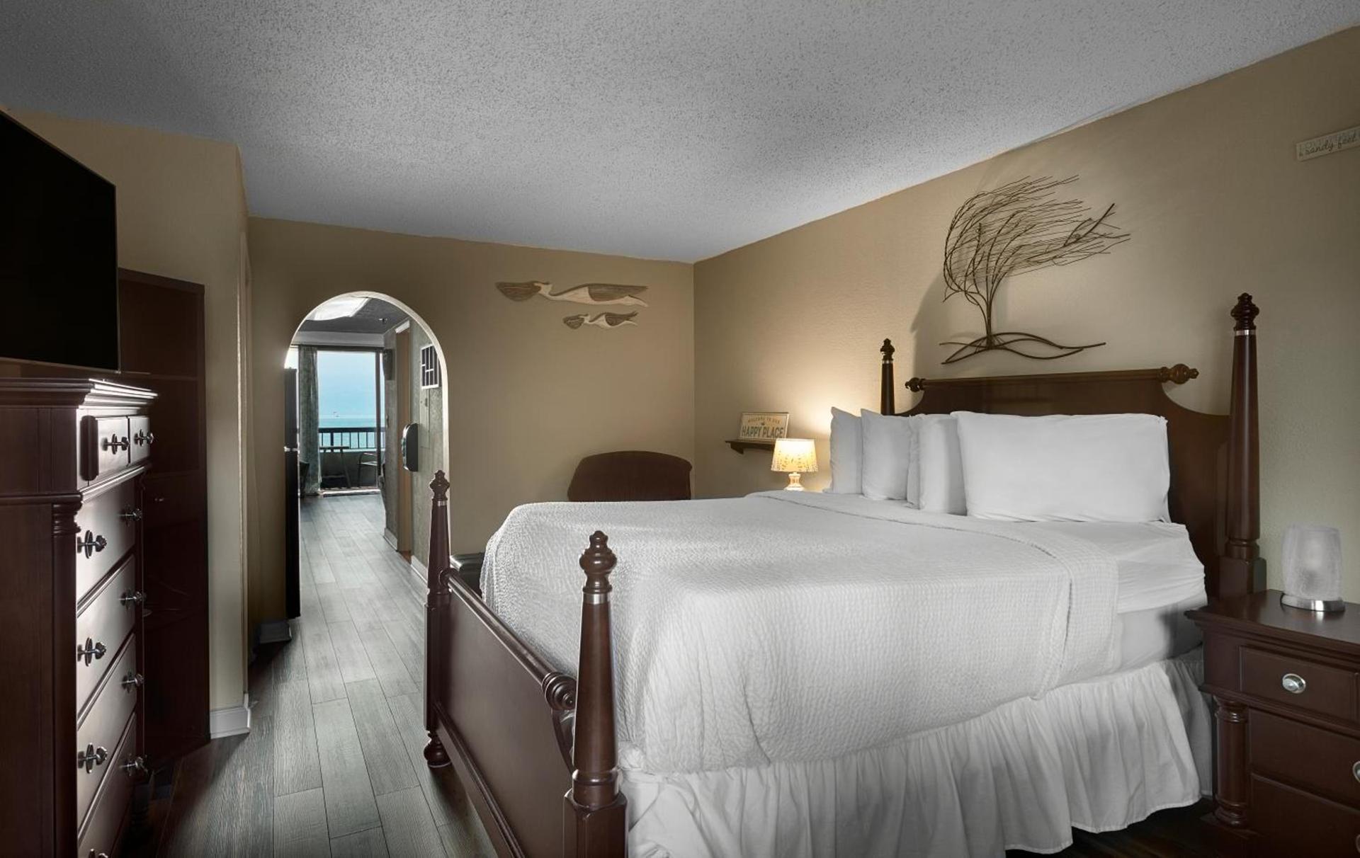 Compass Cove photo 19
