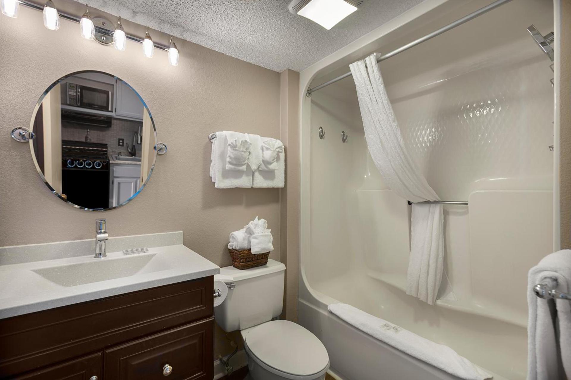 Compass Cove photo 21